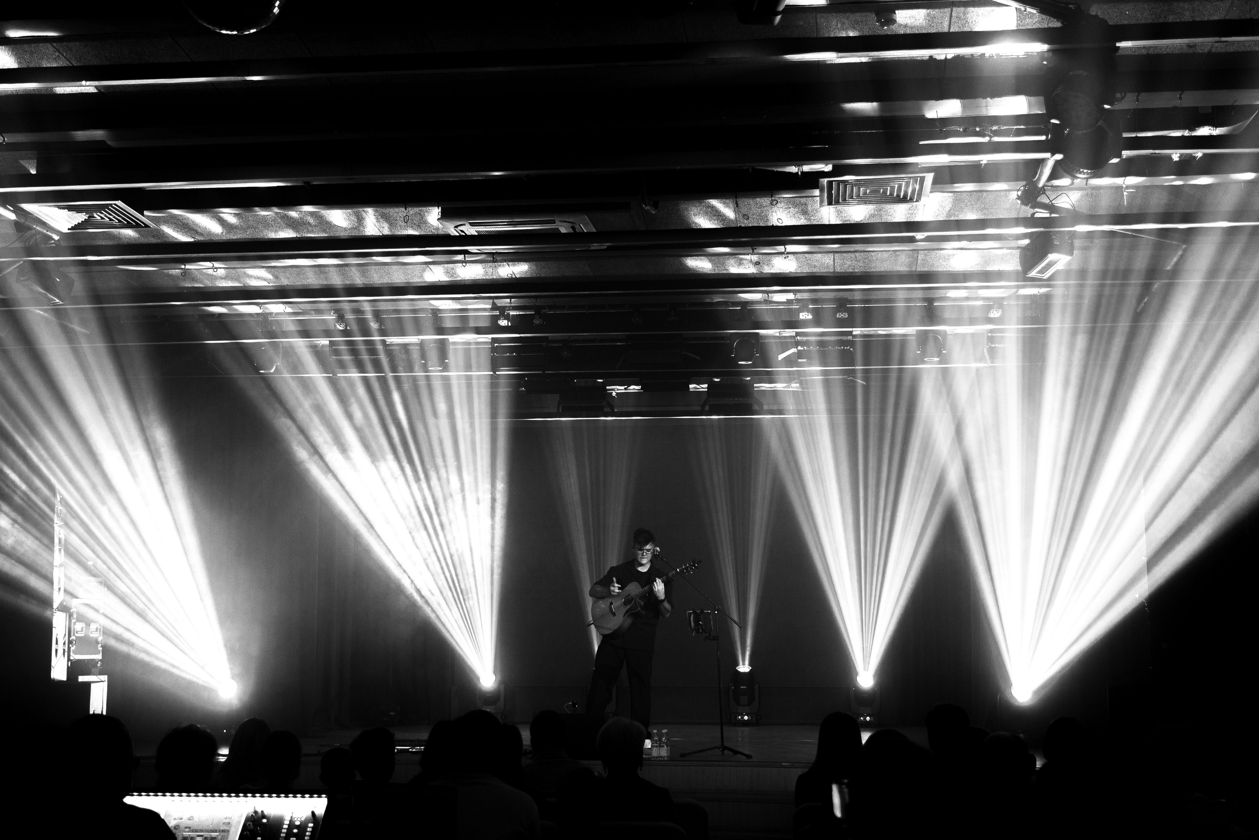 Дамир. Сольник Ноябрь 2025. Design Muginov