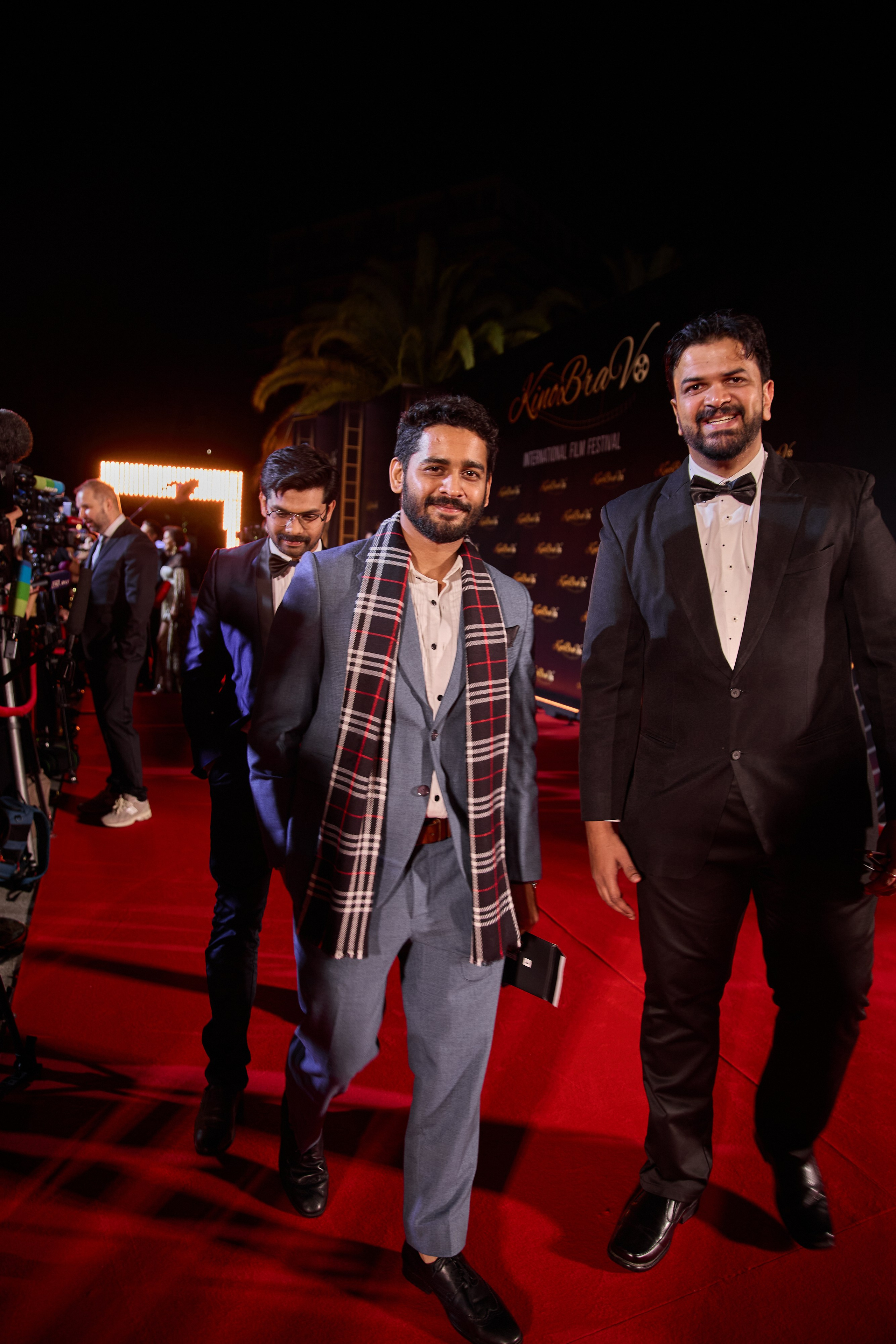 Фотосъемка репортажа кинофестиваля. Профессиональный фотограф в Сочи Виктория Джой. Обучение