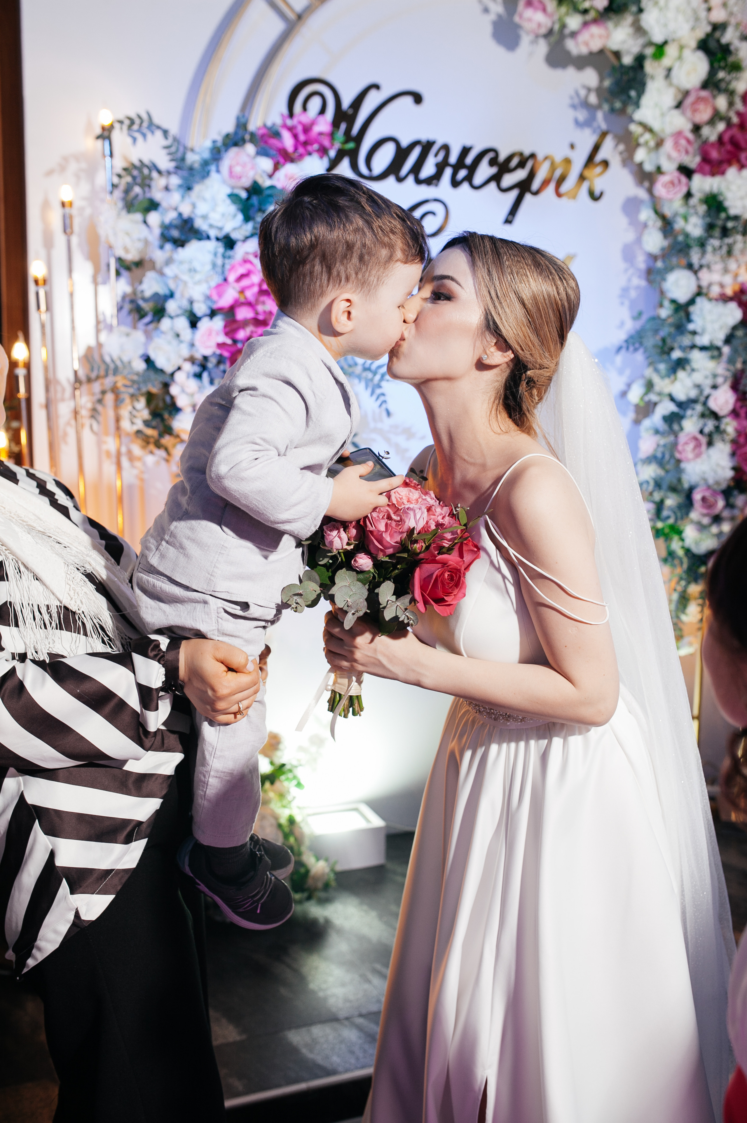 Свадьба. Фотограф в Алматы Сиражев Карымсак. Фотосессия, бизнес портреты