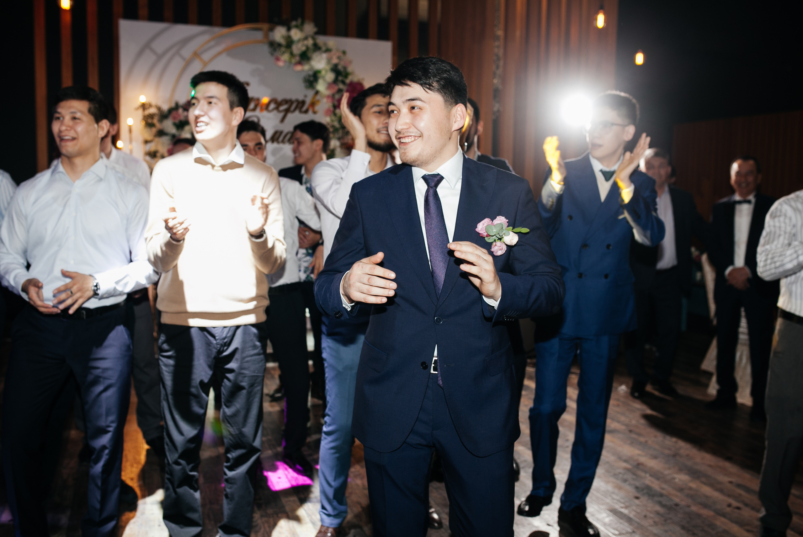 Свадьба. Фотограф в Алматы Сиражев Карымсак. Фотосессия, бизнес портреты