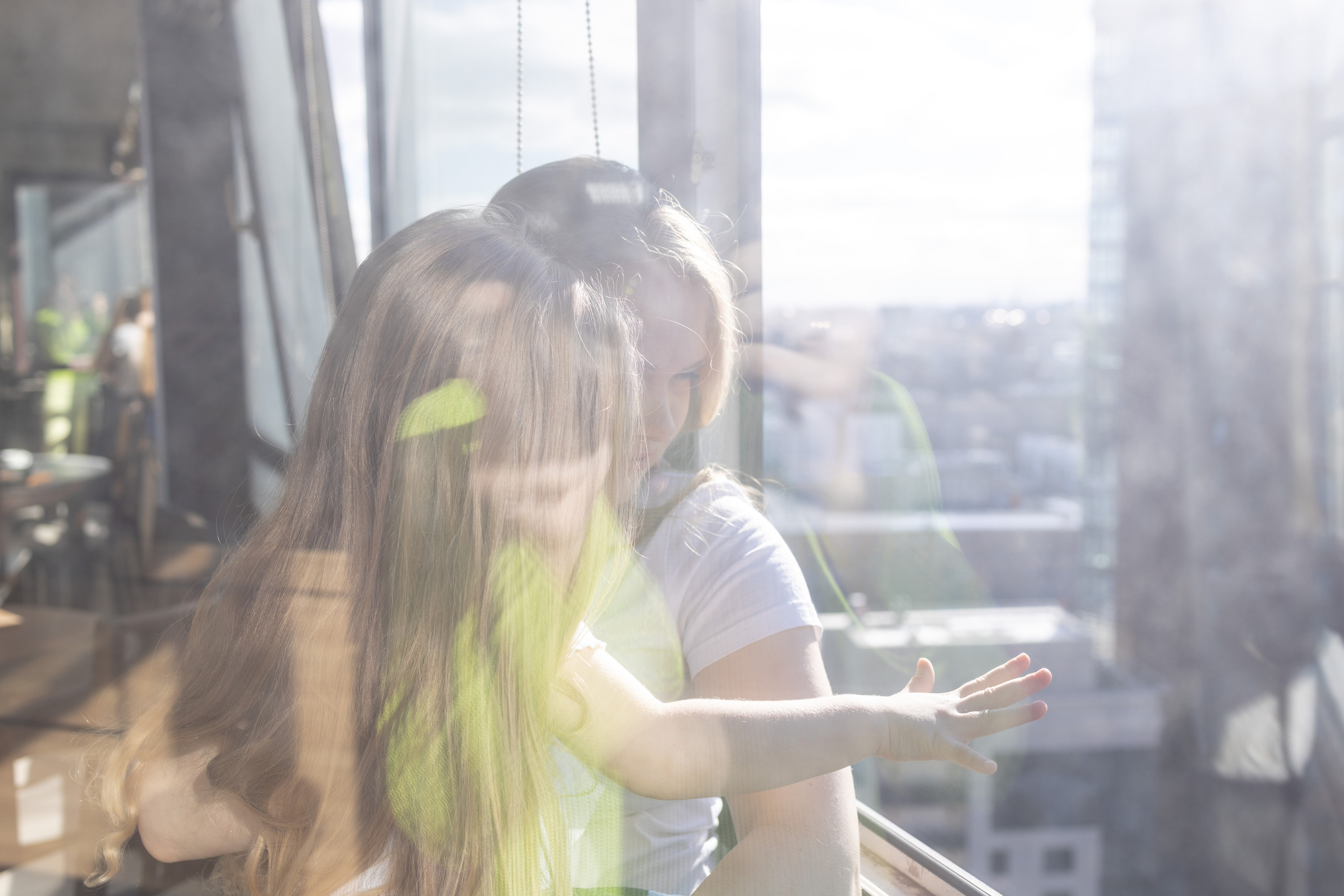 Пицца вкуснее, когда её готовят мама с дочкой. Репортажный и студийный фотограф в Москве — Софи