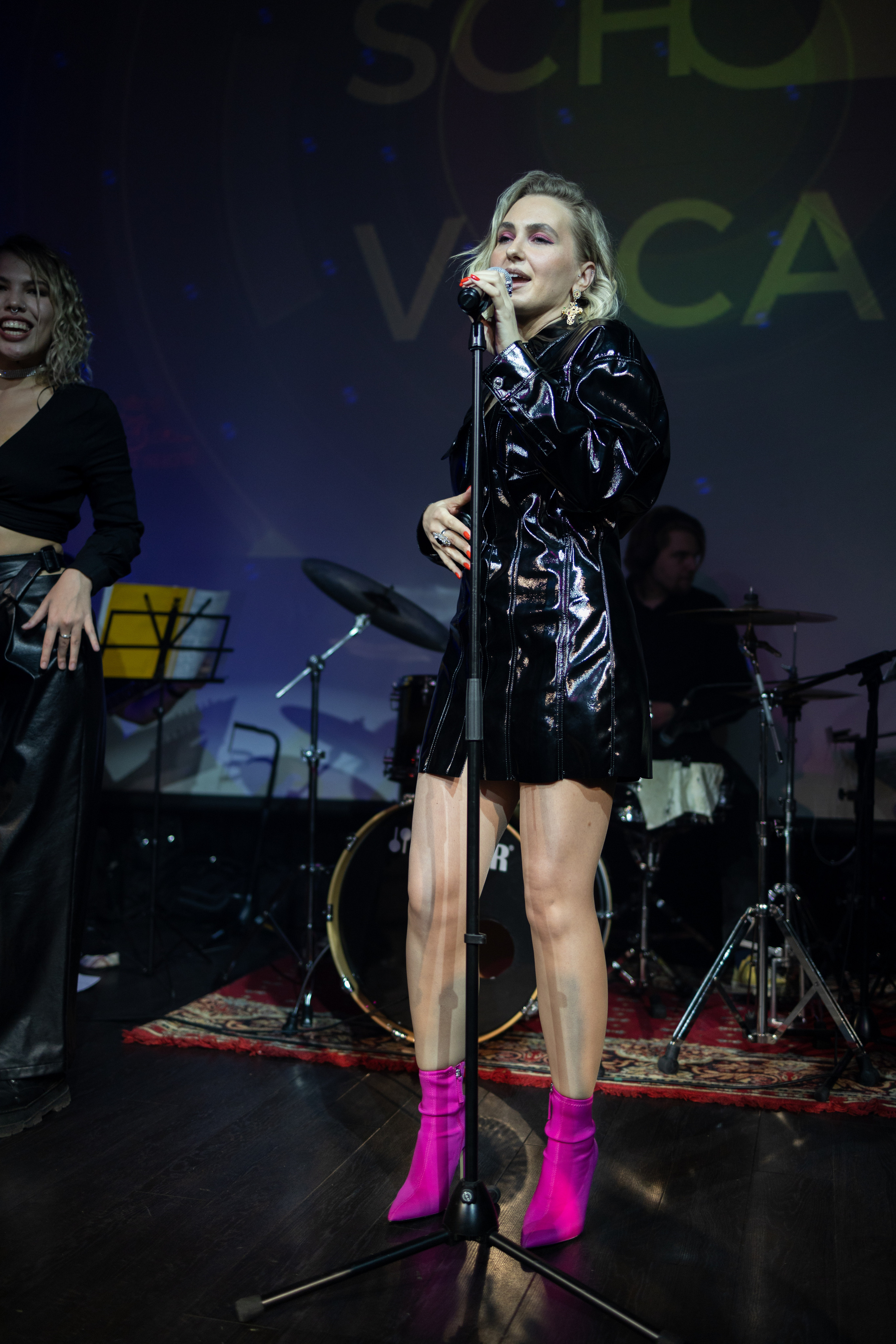 Концерт в клубе Amoret Club. Репортажный и студийный фотограф в Москве — Софи