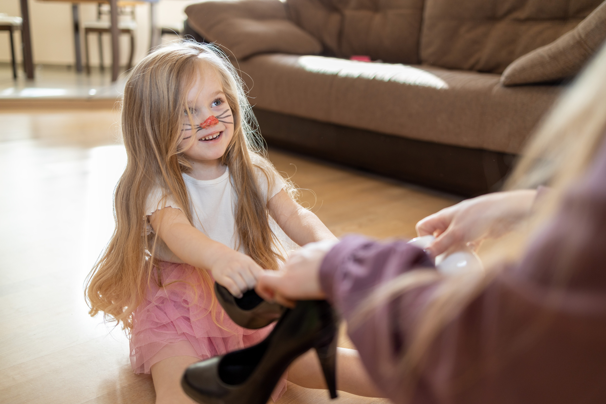 Пицца вкуснее, когда её готовят мама с дочкой. Репортажный и студийный фотограф в Москве — Софи