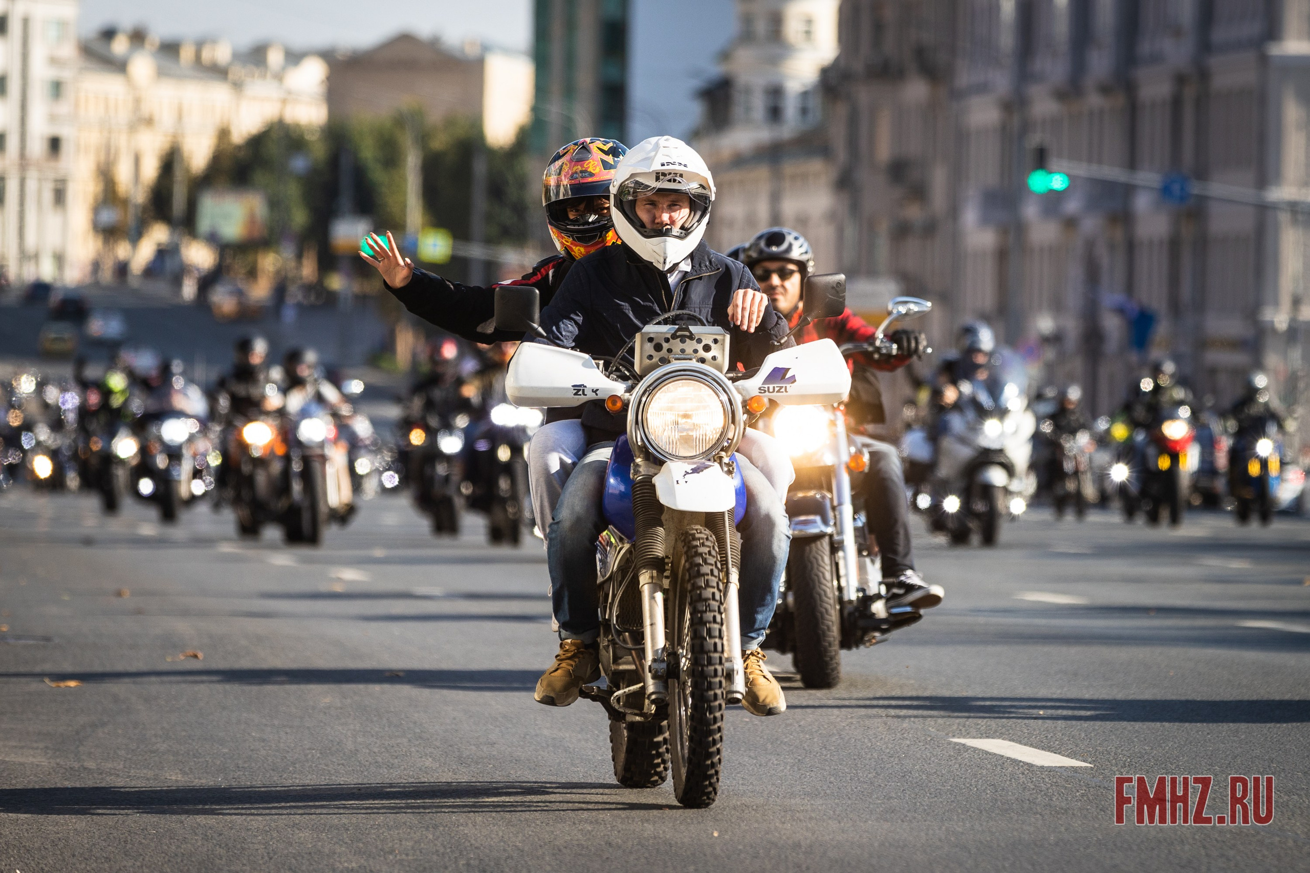 Закрытие Мотосезона 2023 на проспекте Академика Сахарова. Фотограф Владимир Охрименко