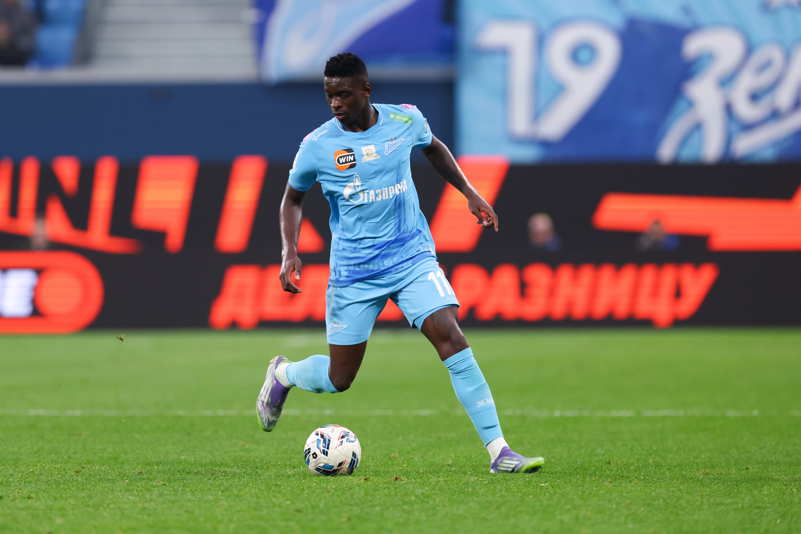 ФК «Зенит» — ФК «Пари НН» 30.08.2025. Спортивный и репортажный фотограф Антон Тереханов