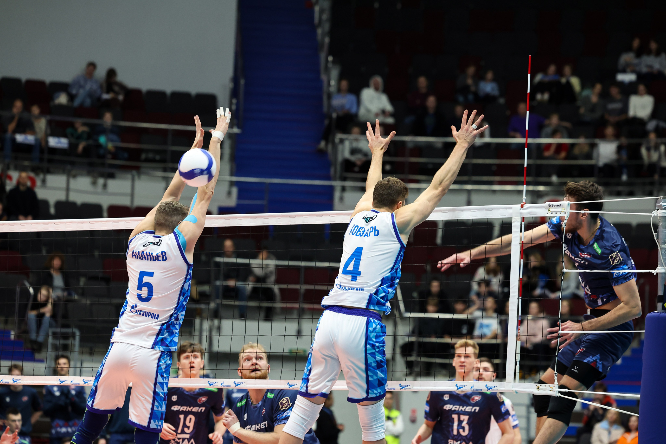 Зенит СПб — Факел Новый Уренгой 11.11.2023. Спортивный и репортажный фотограф Антон Тереханов