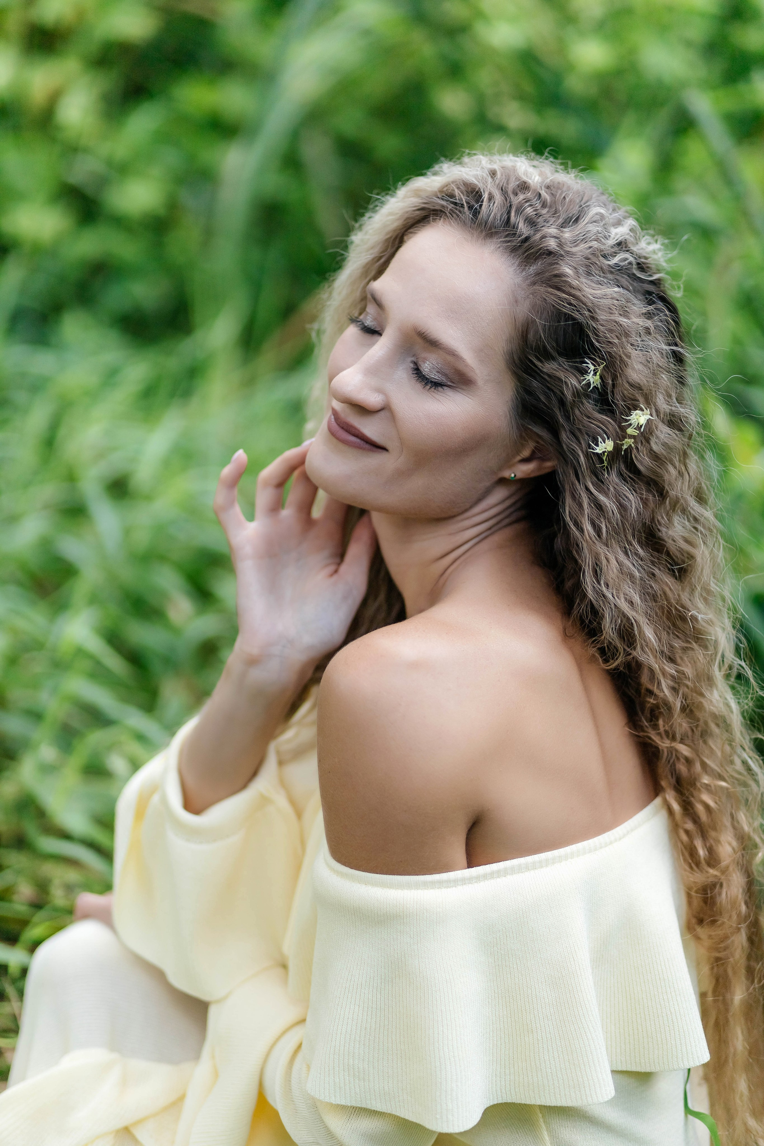 Людмила прогулочная съёмка. Женский фотограф в Оренбурге Ирина Заводчикова