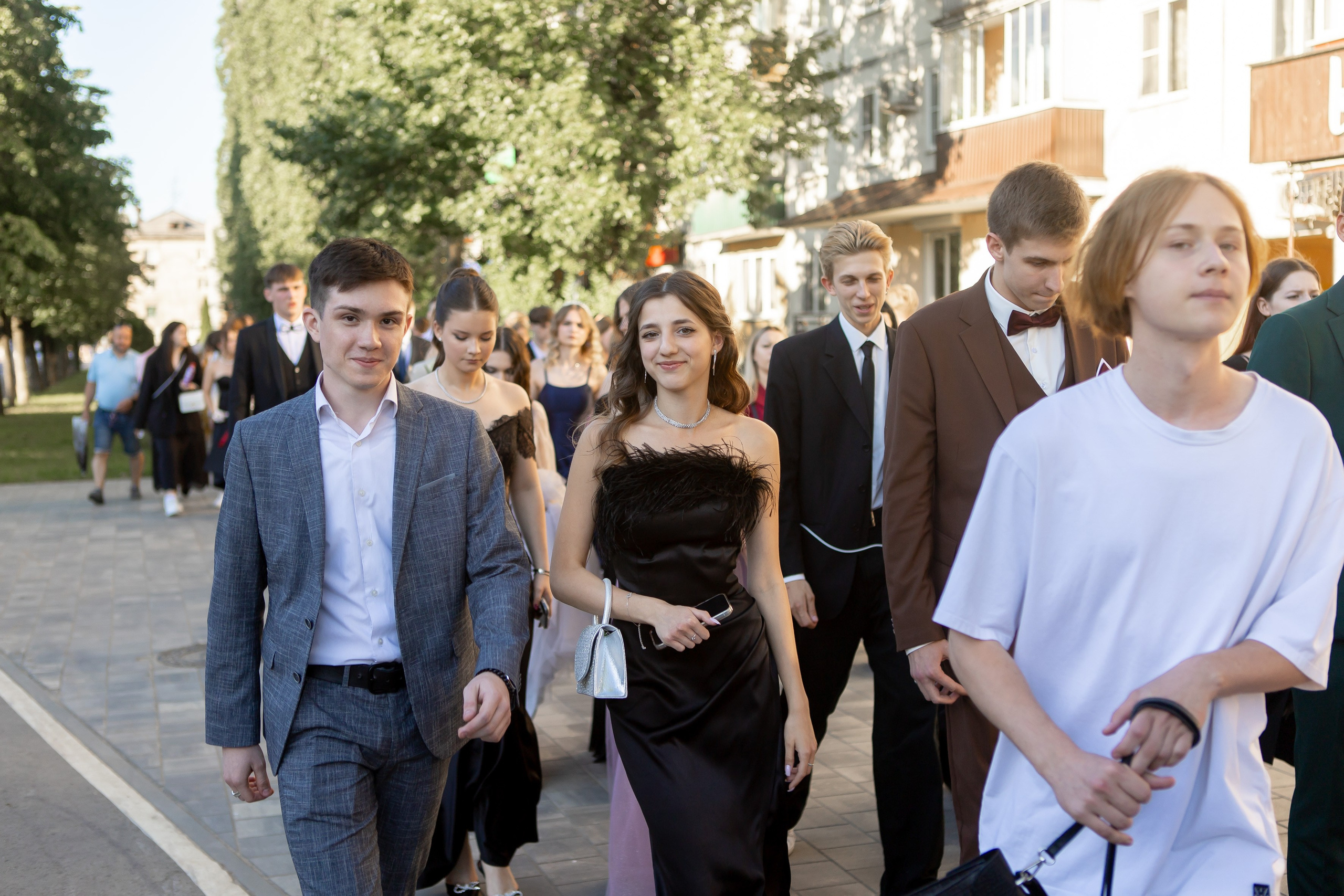 Выпускной Гимназия 12 2024 г. Свадебный и портретный Фотограф в Липецке Дмитрий Котюков