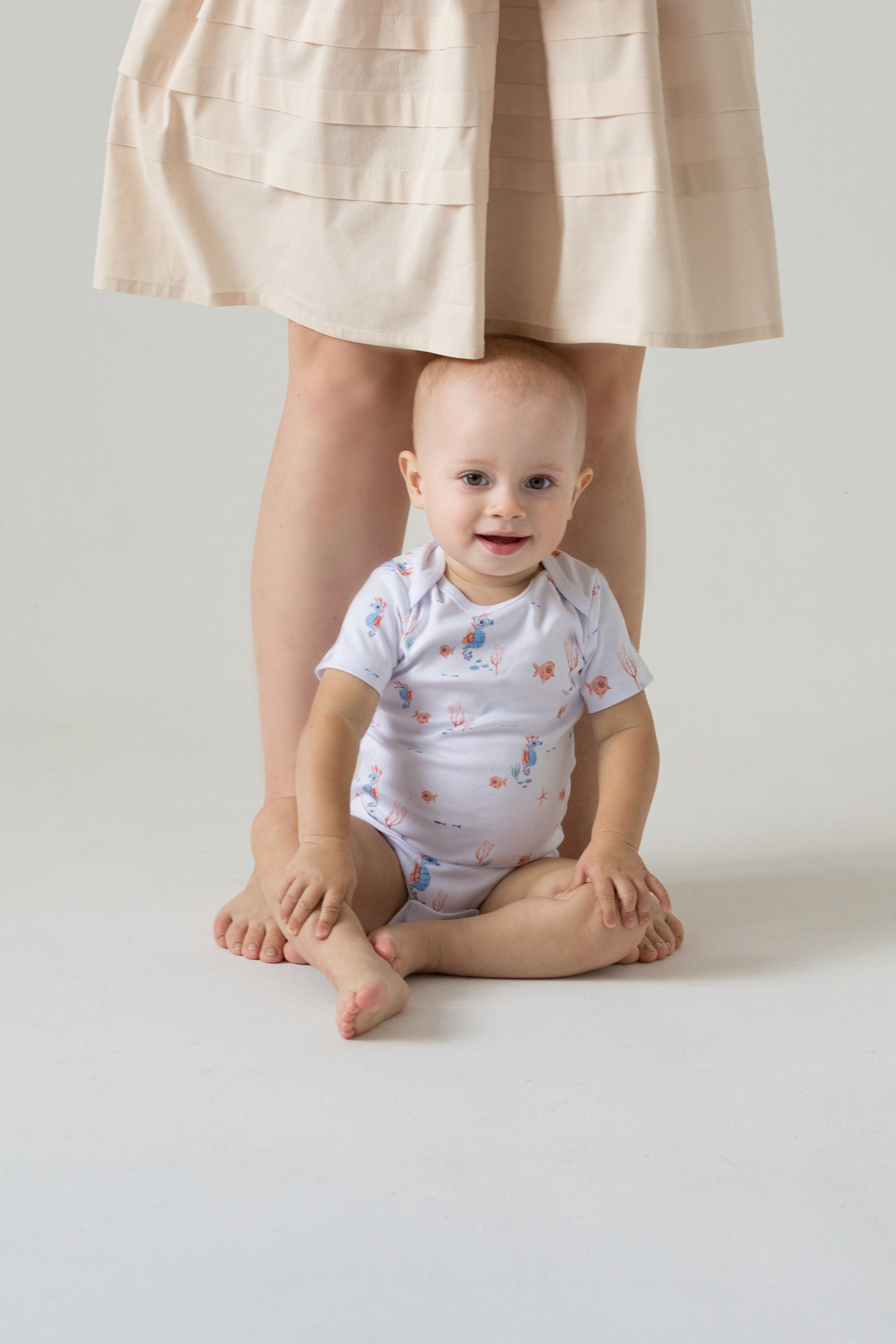 Фотосессия одежды для новорожденных детей. Детский и контент фотограф Надя Волкова Санкт-Петербург