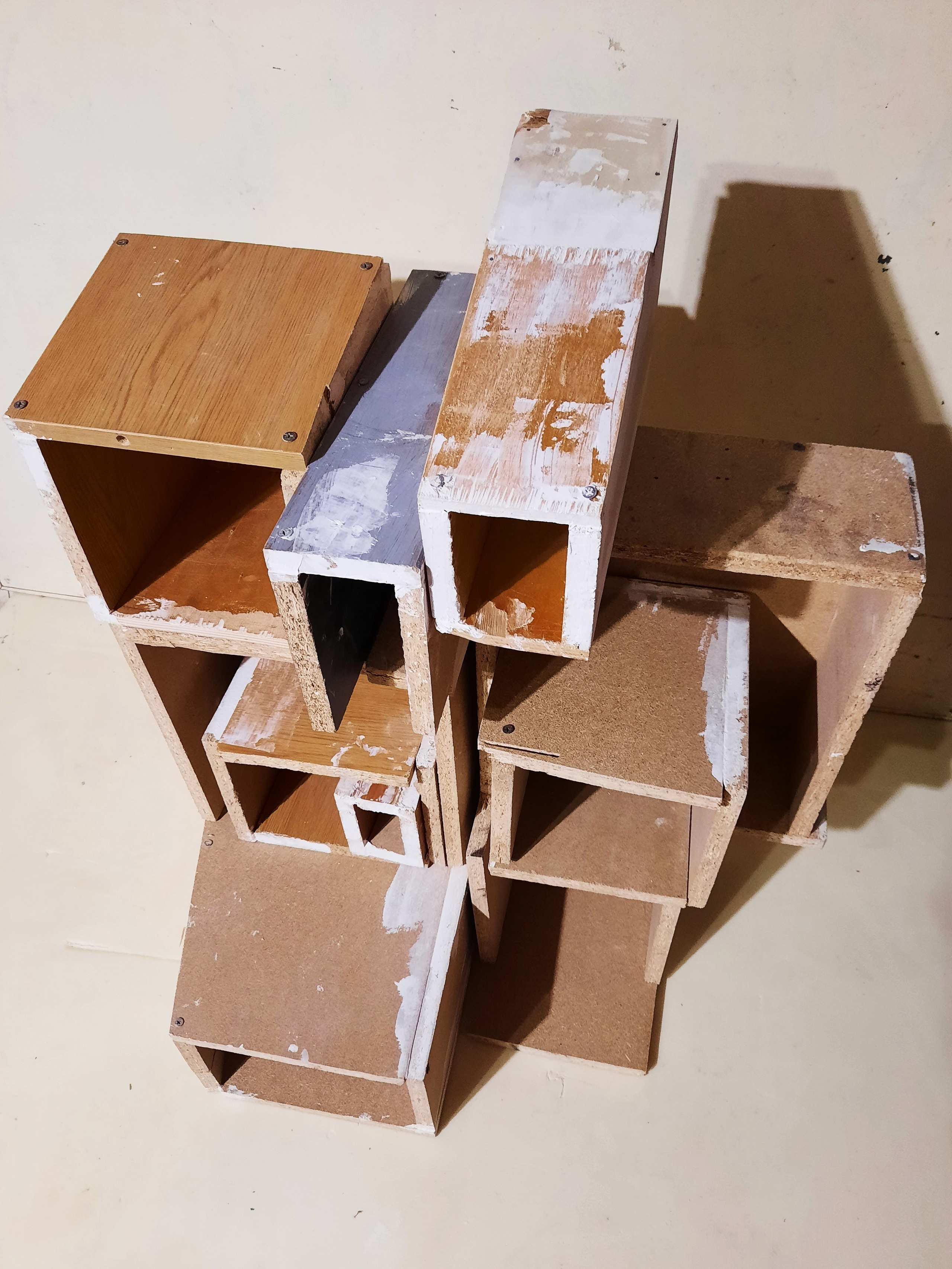 Инсталляция. Конструктор «Девабабаженщина». Лилия Ким. Междисциплинарный художник