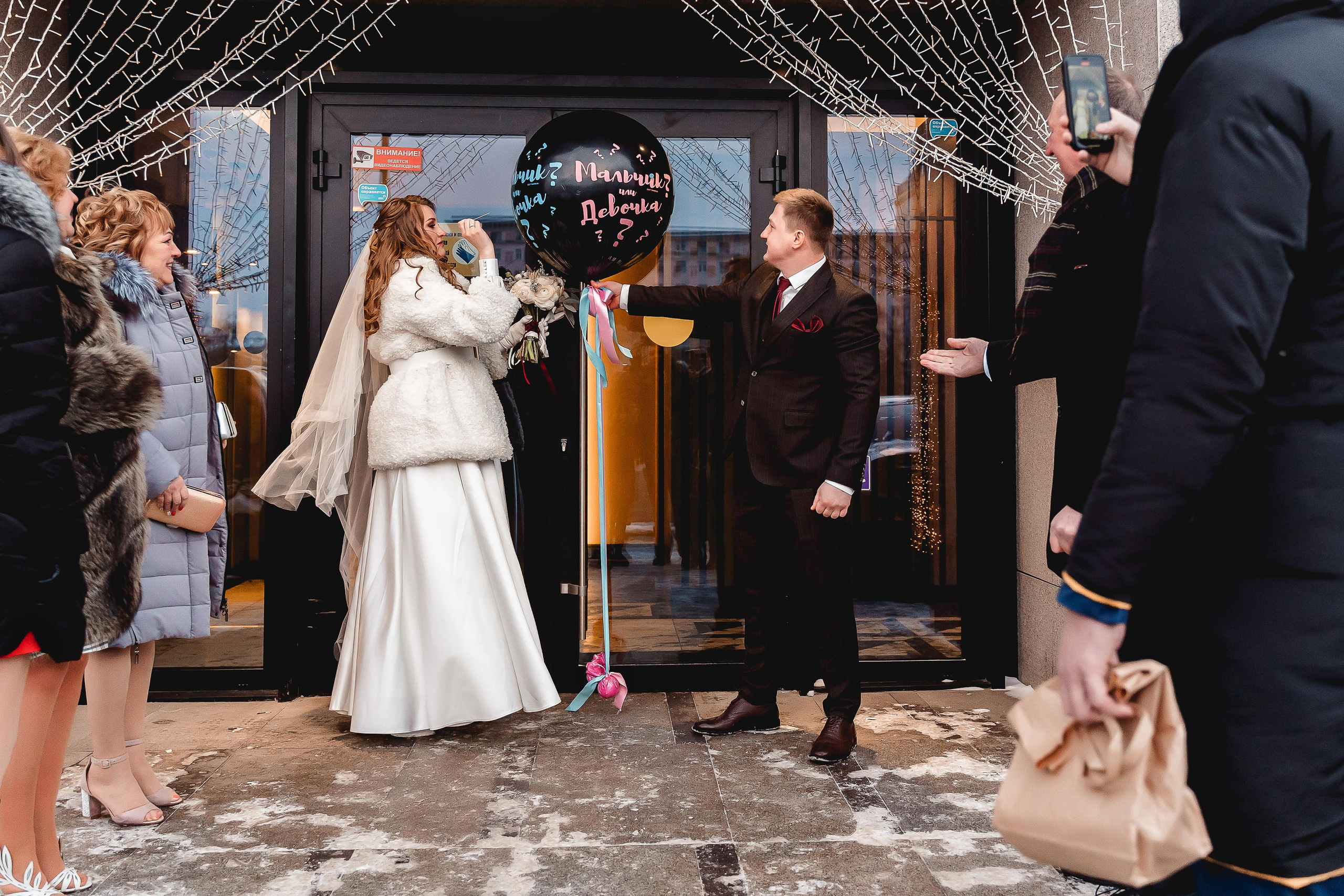 Свадебная фотосессия в Swissôtel Красные Холмы 5* для Нэлли и Ивана