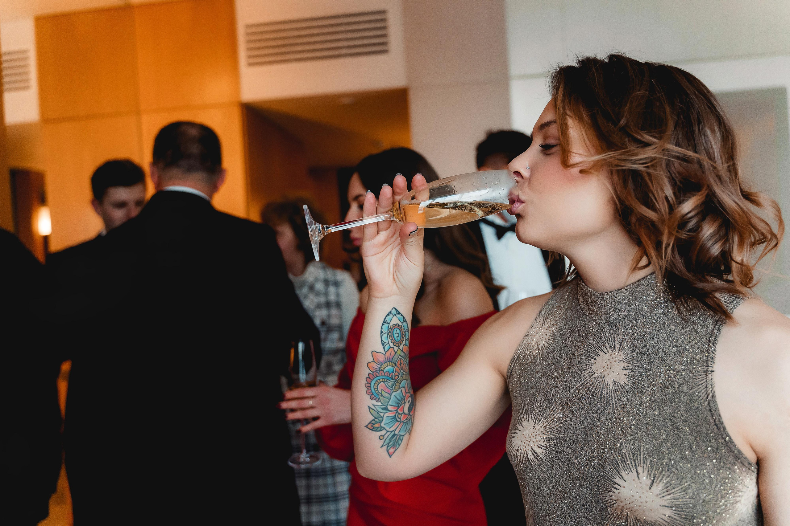 Свадебная фотосессия в Swissôtel Красные Холмы 5* для Нэлли и Ивана