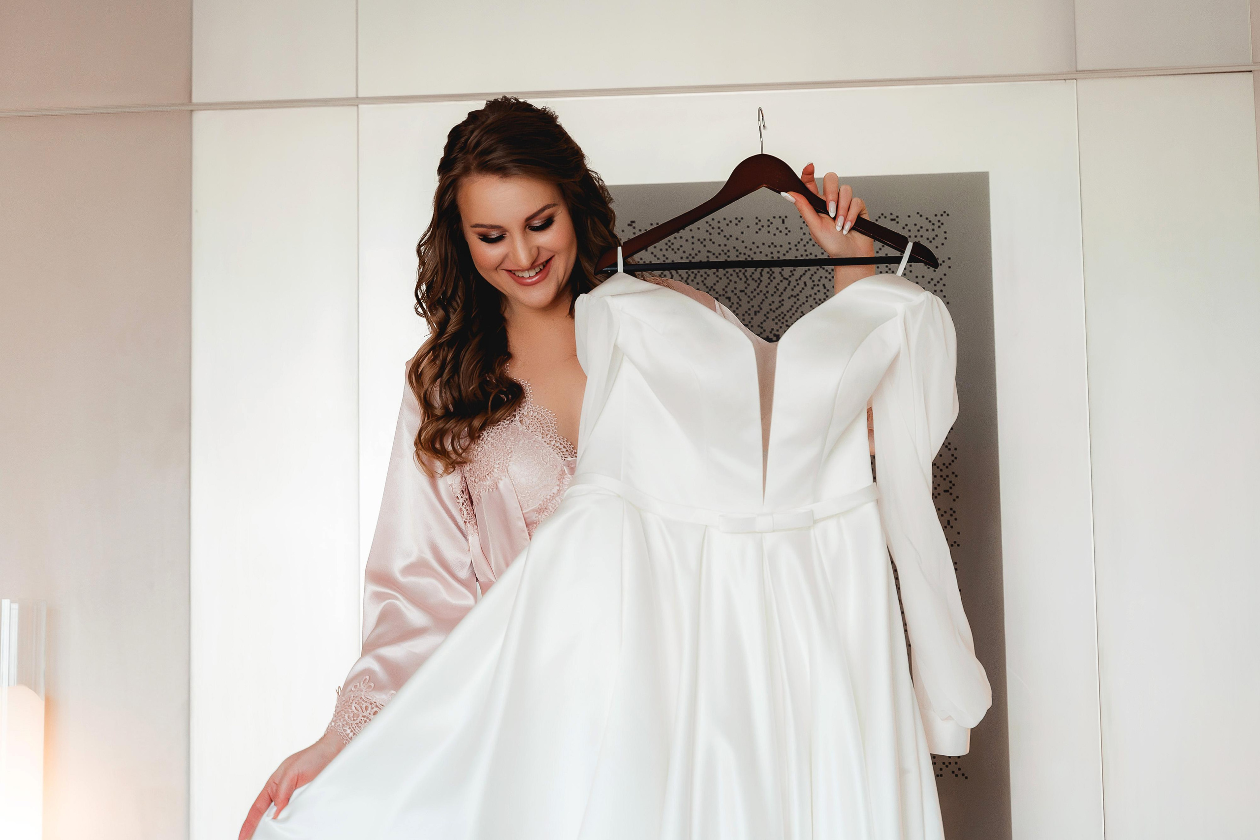 Свадебная фотосессия в Swissôtel Красные Холмы 5* для Нэлли и Ивана