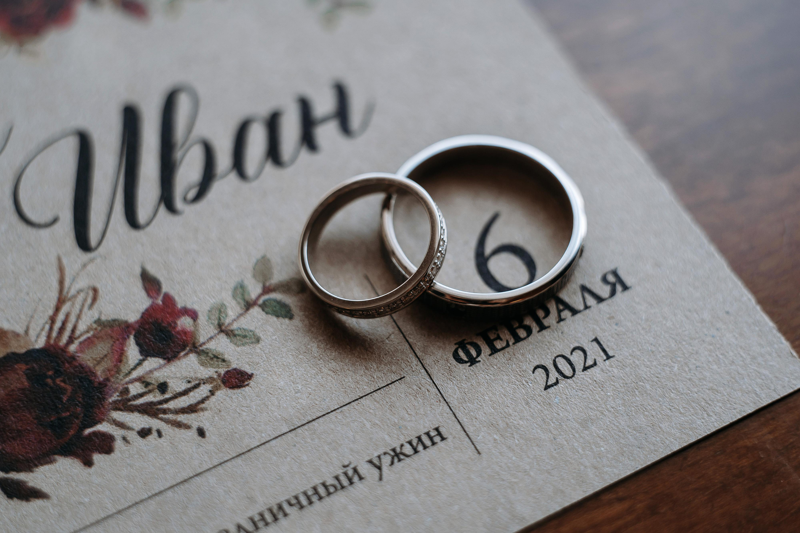 Свадебная фотосессия в Swissôtel Красные Холмы 5* для Нэлли и Ивана