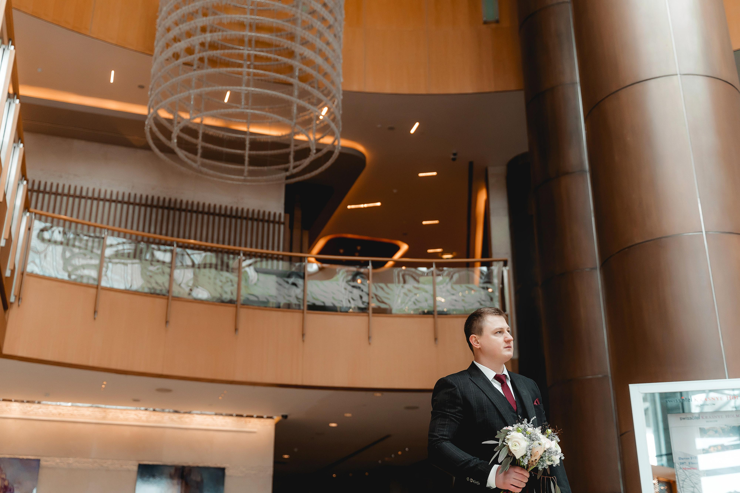 Свадебная фотосессия в Swissôtel Красные Холмы 5* для Нэлли и Ивана