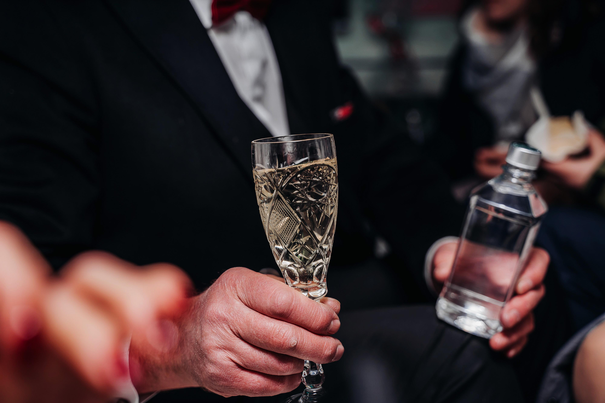 Свадебная фотосессия в Swissôtel Красные Холмы 5* для Нэлли и Ивана