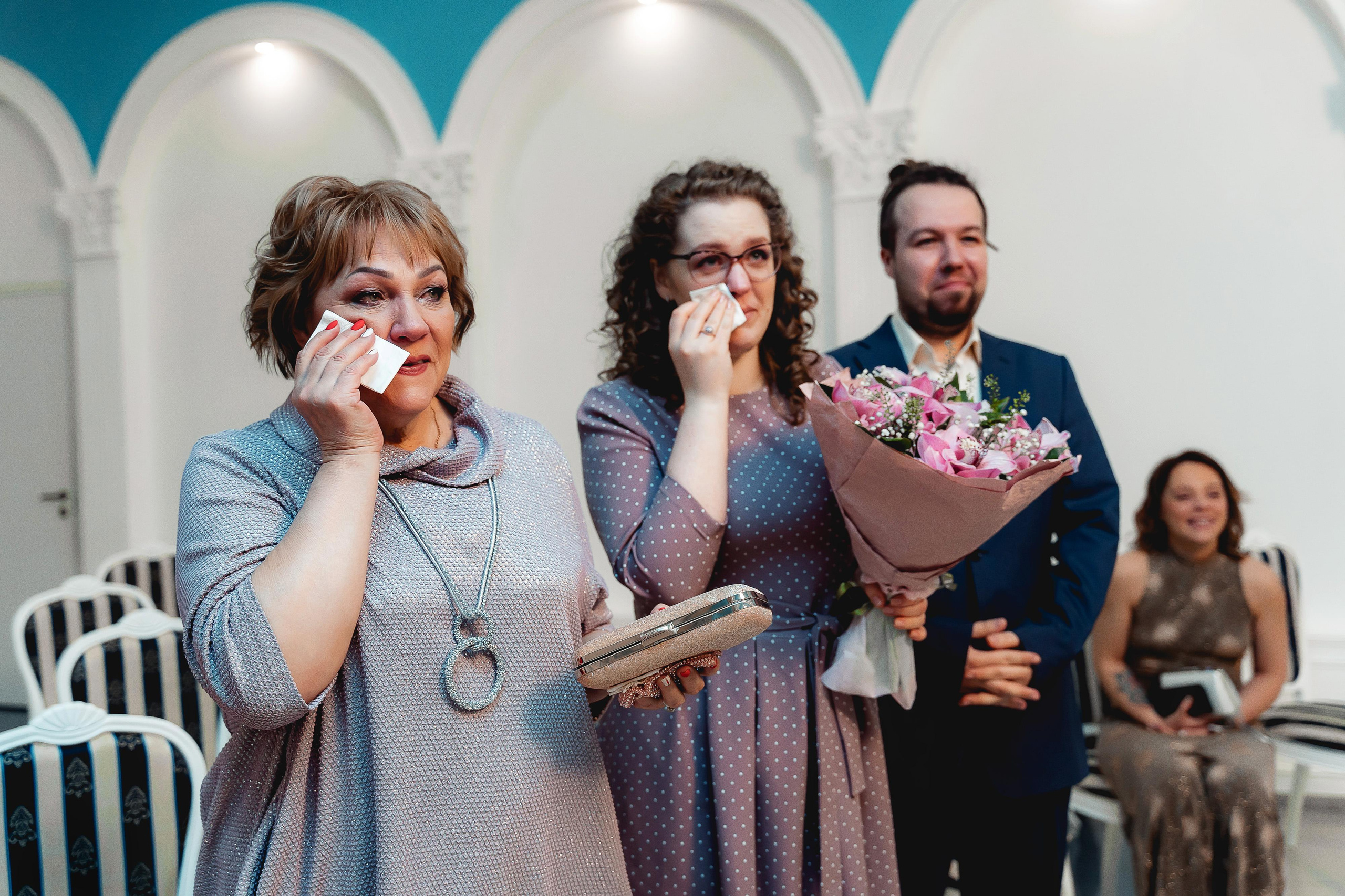 Свадебная фотосессия в Swissôtel Красные Холмы 5* для Нэлли и Ивана