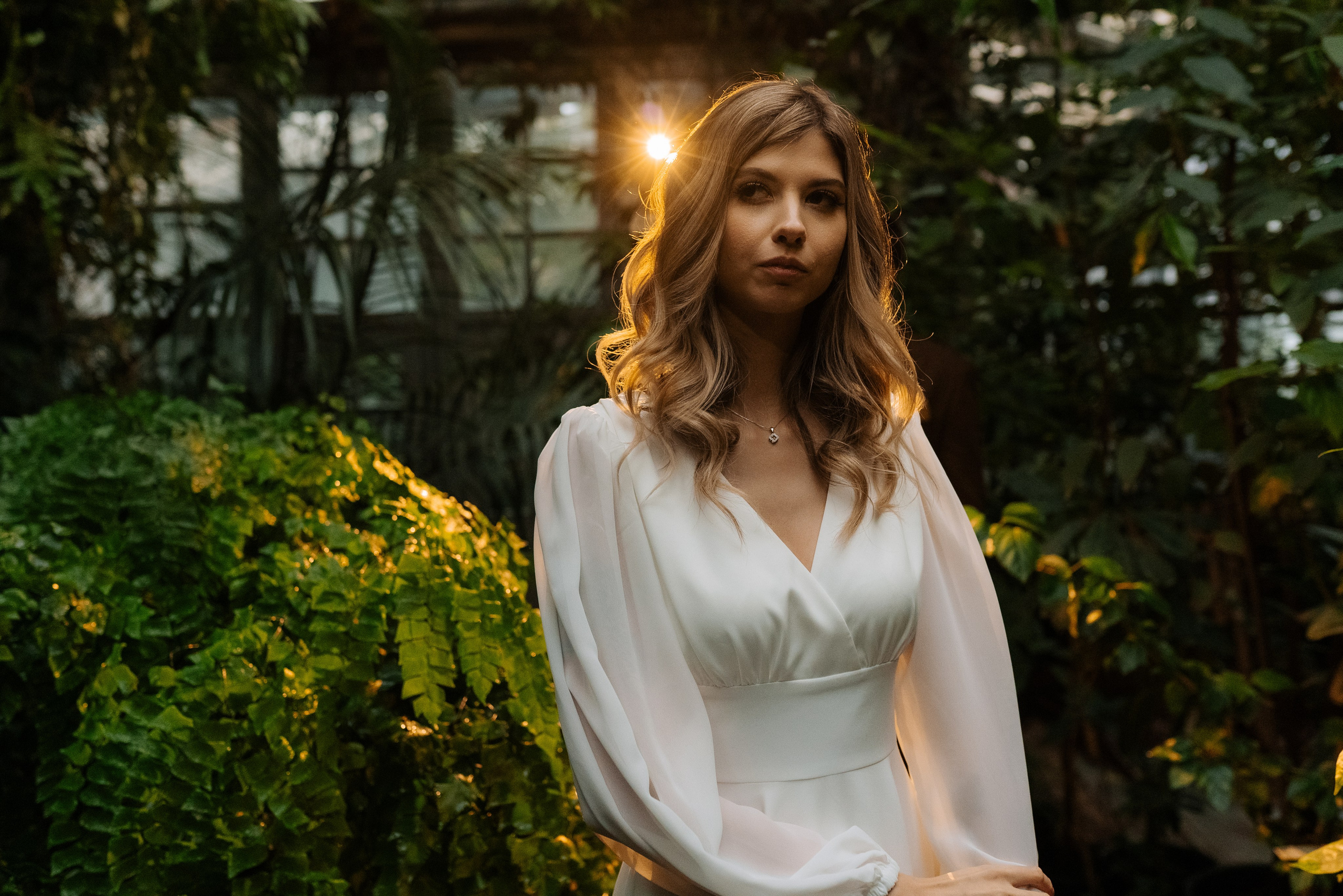 Свадебная фотосессия в оранжерее, Москва. Свадебный фотограф в Москве Анна Полушина