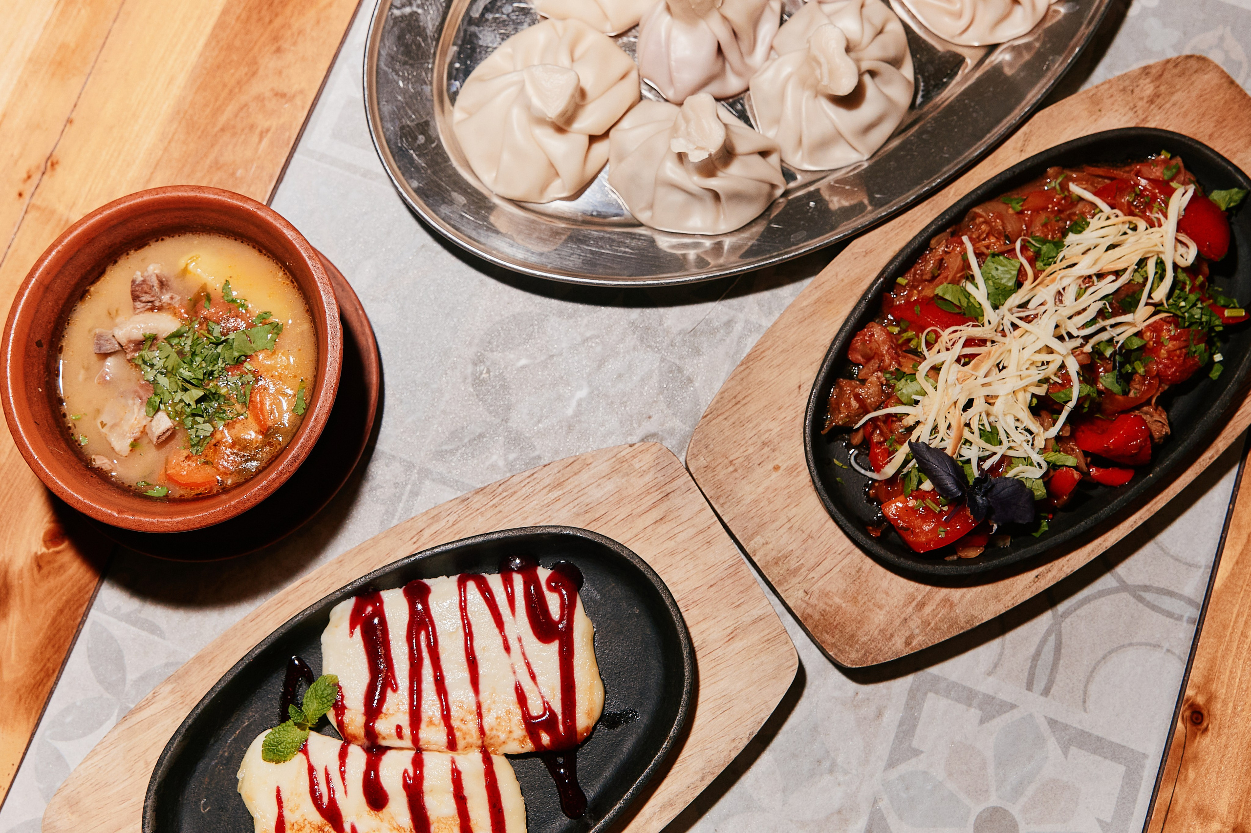 Новое меню в Старик Хинкалыч 16.04. Свадебный репортажный фотограф краснодар максим дремов дрёмов фотосессия студия цена