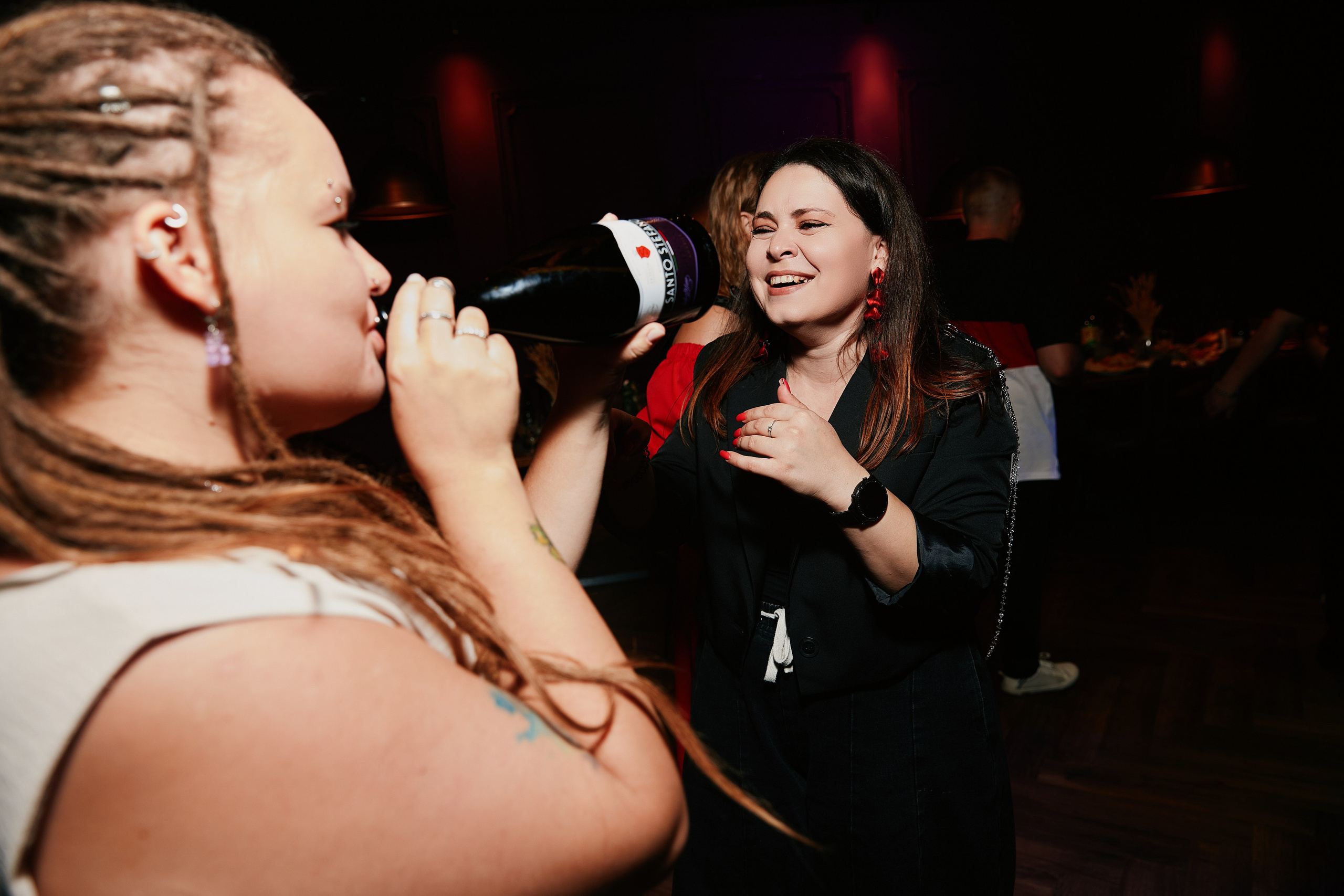 HOLIDAY IN AVRORA ROOM 22.08