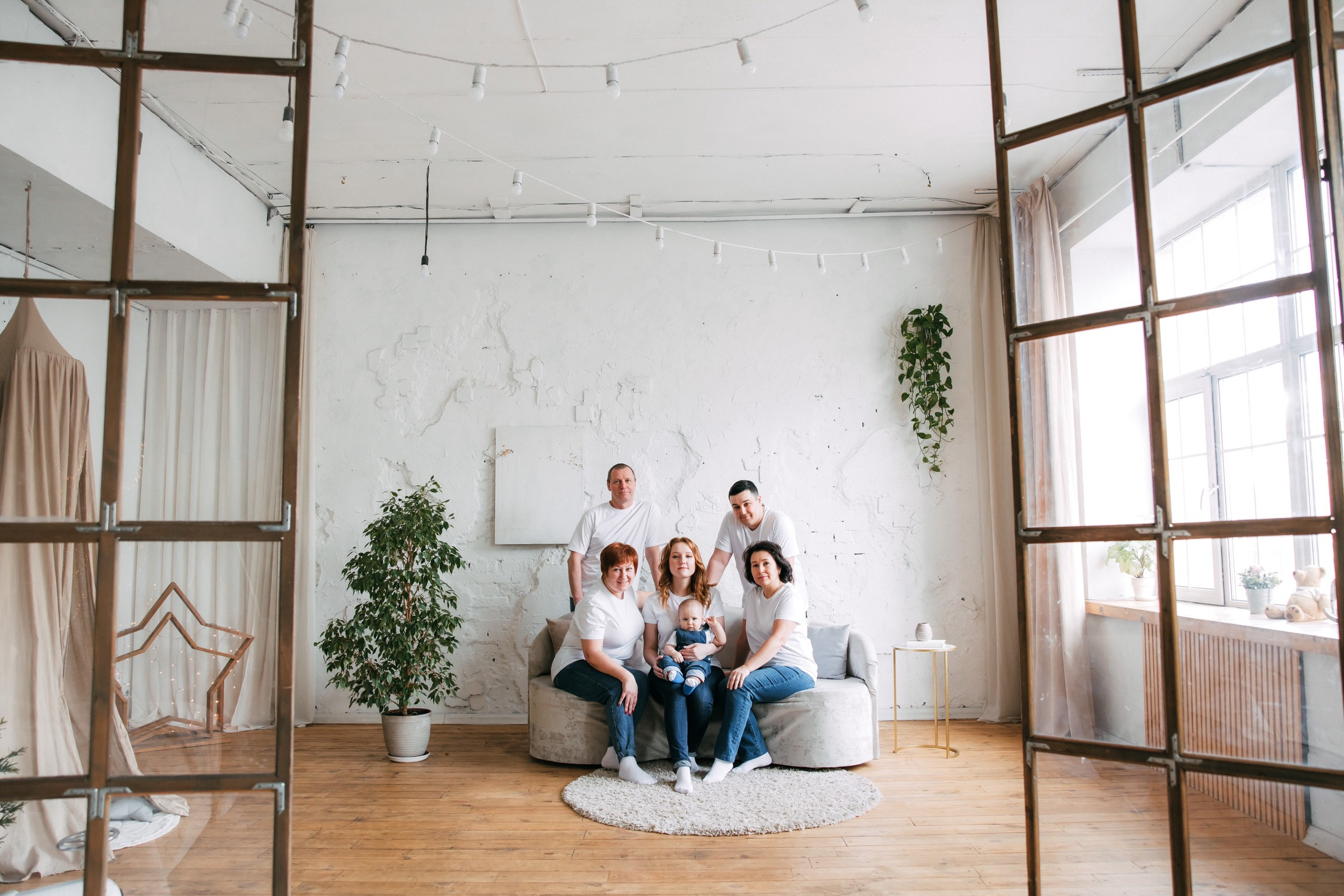 Бахтиёр, Ирина, Евгений, Татьяна, Ольга и Мишутка. Свадебный и семейный фотограф Анна Печенкина