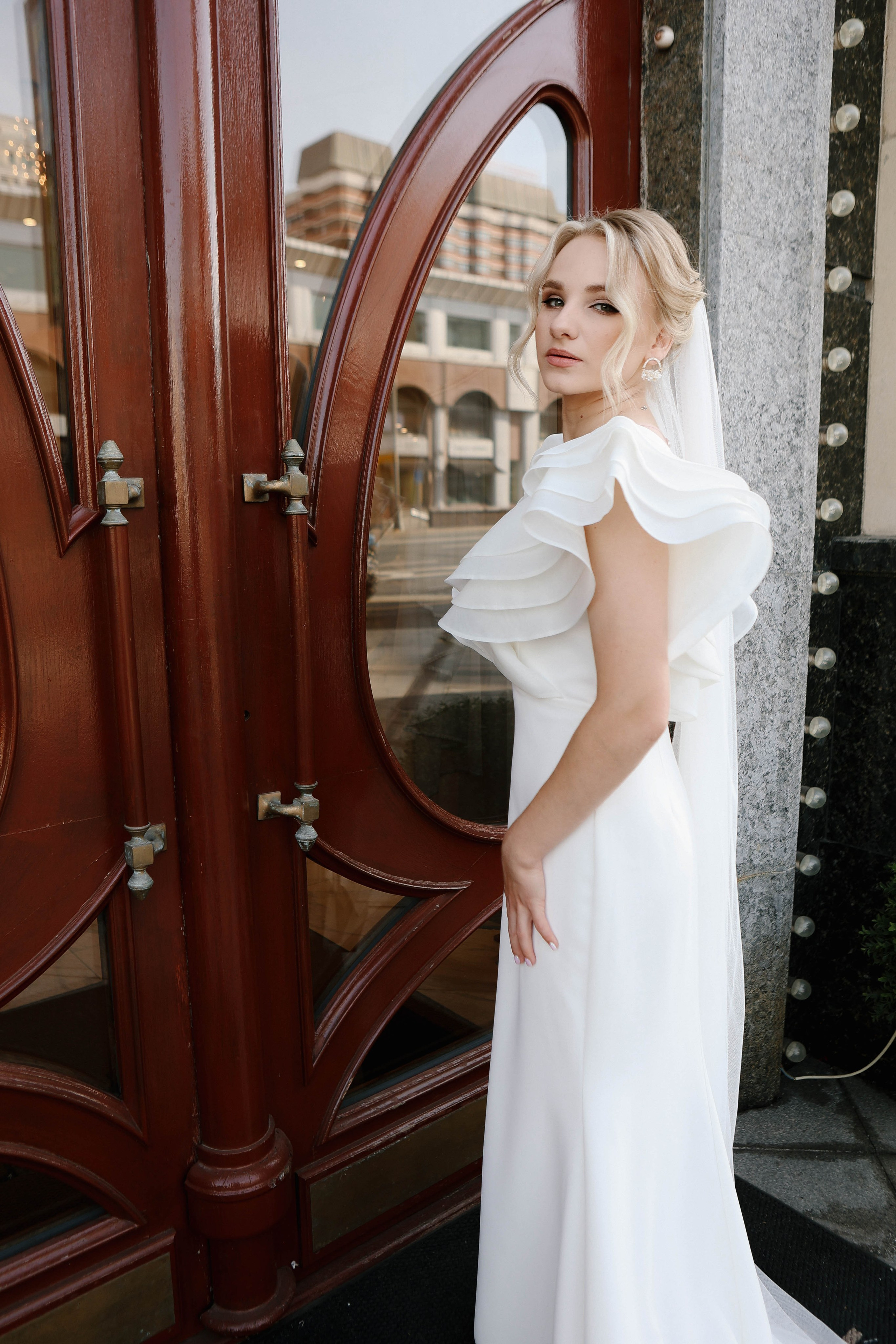 Wake each other up in the morning. Свадебный фотограф FOTOKEYT