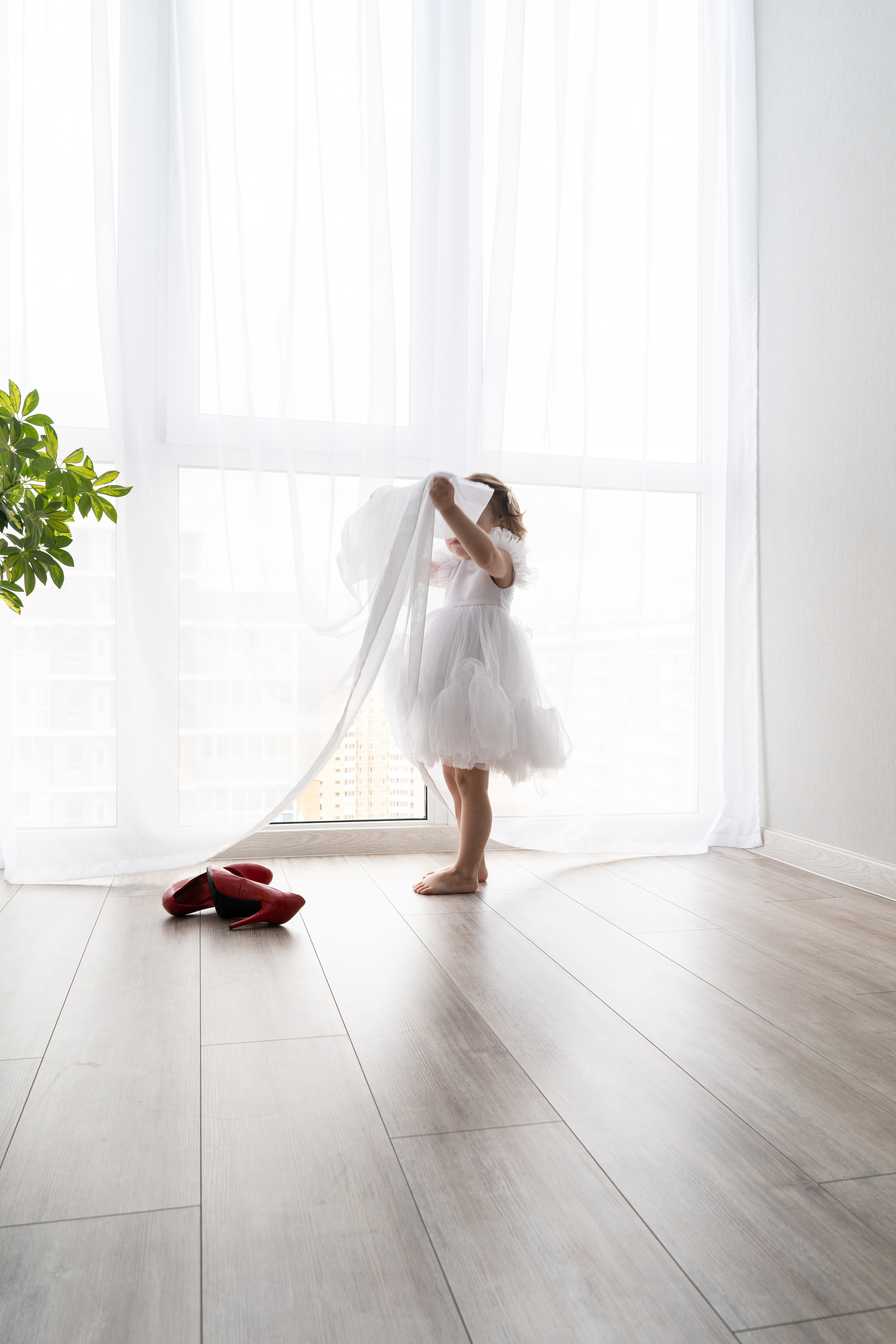 Съёмка одежды. Предметное видео для маркетплейсов и брендов