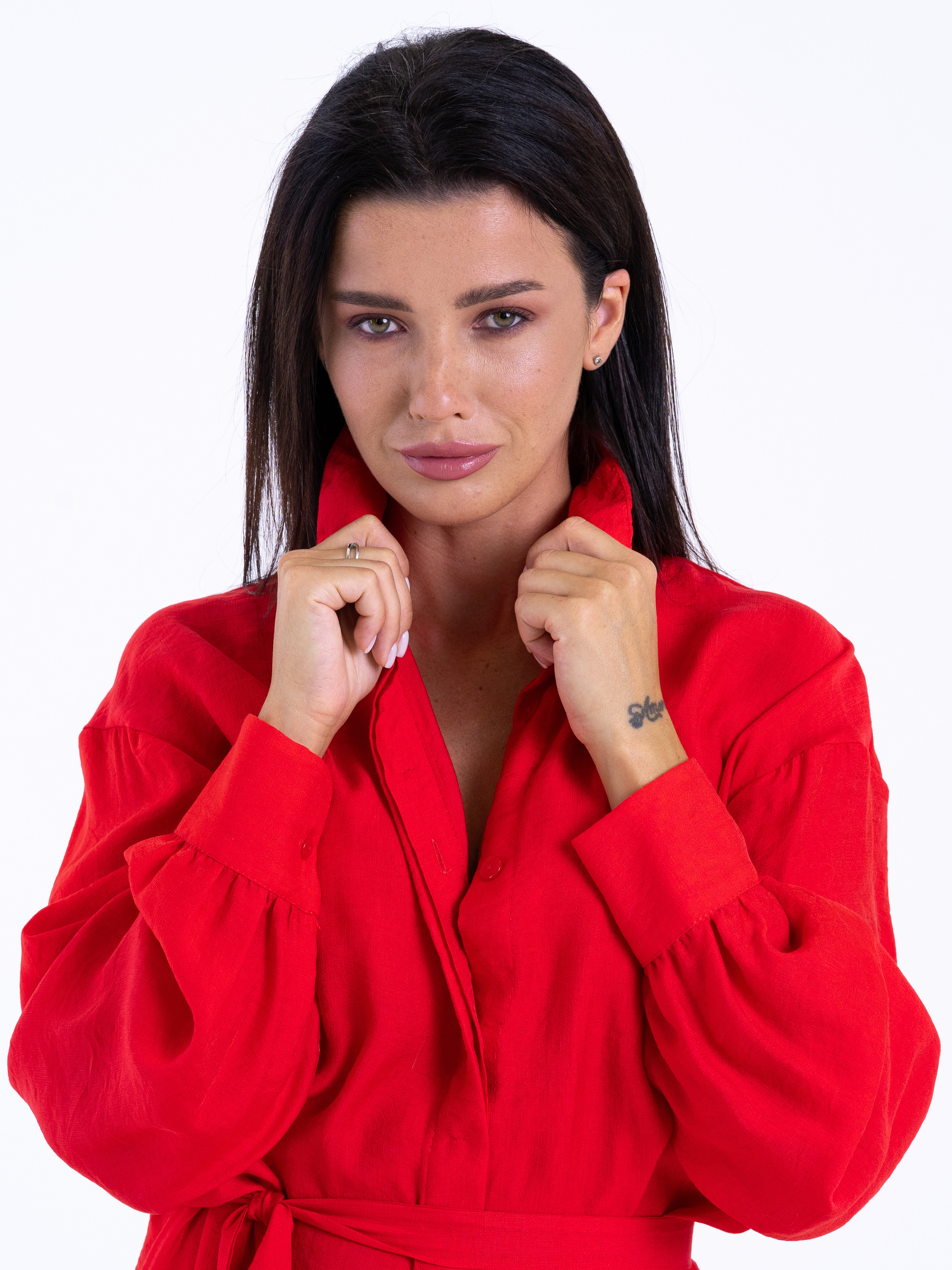 Съёмка одежды. Предметное видео для маркетплейсов и брендов