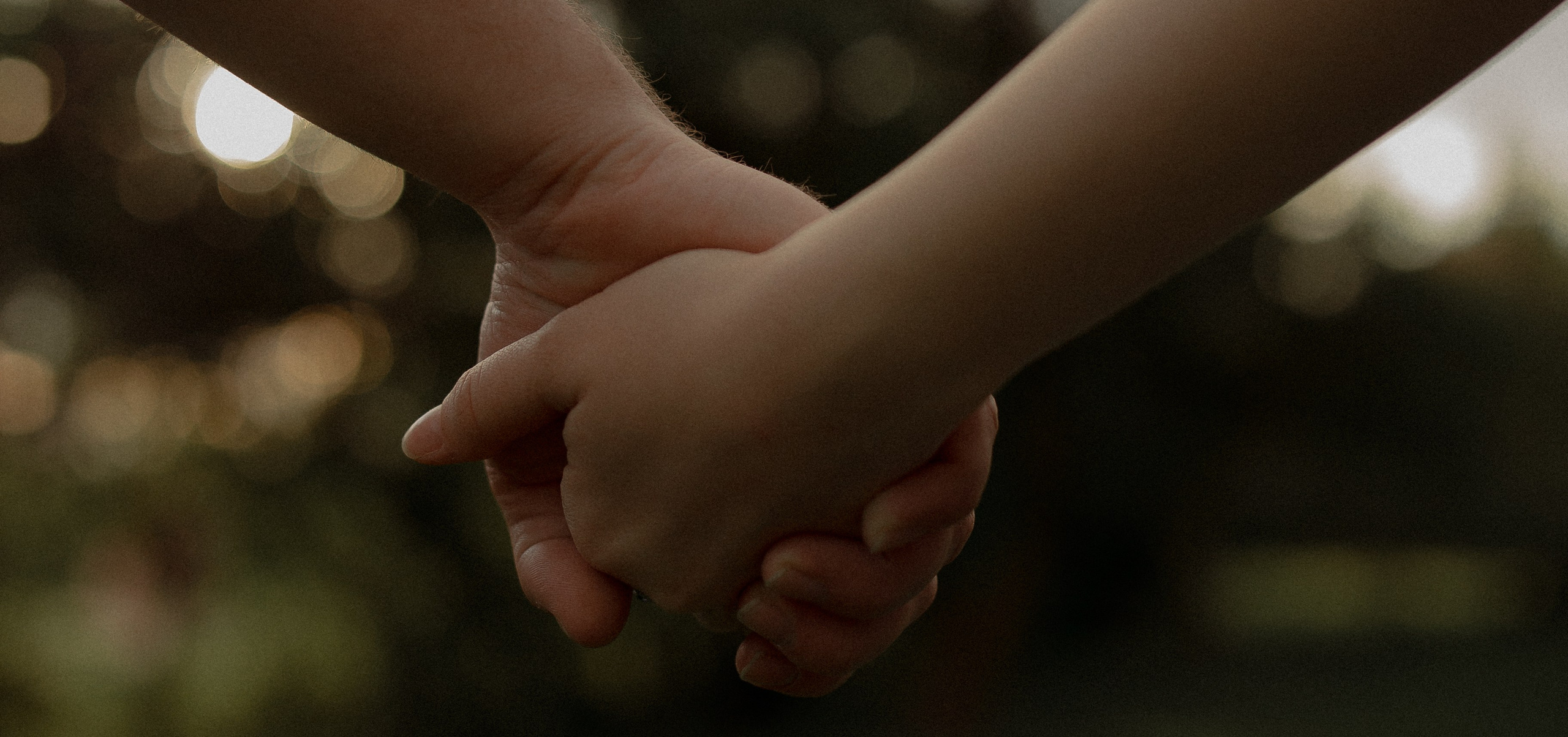 «Пусть нам кружит голову месяц май». Твой проводник в мир ушедших эпох, романтики и женственности