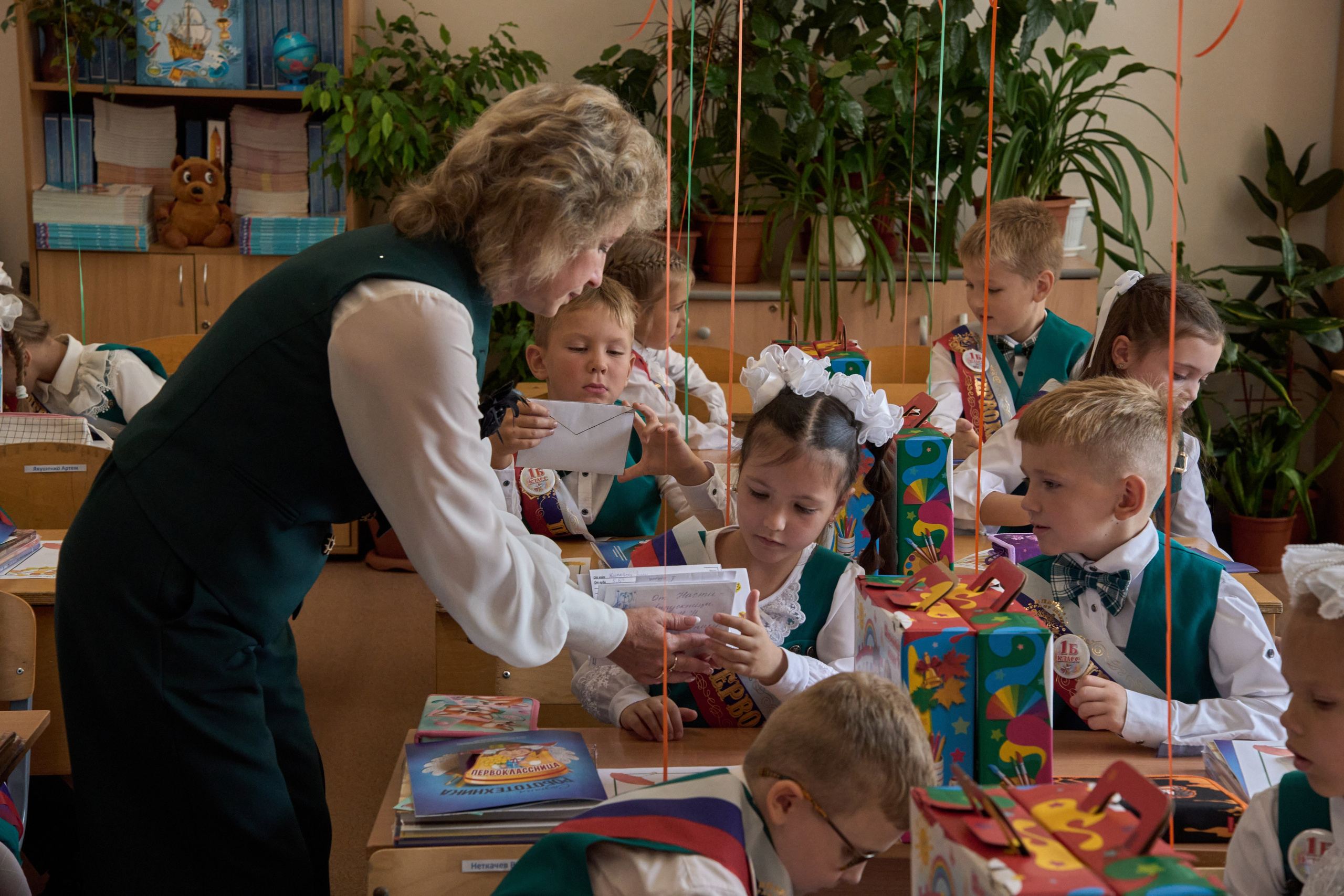 Школьная линейка. 1«Б». Фотограф в Санкт-Петербурге Настя Атом