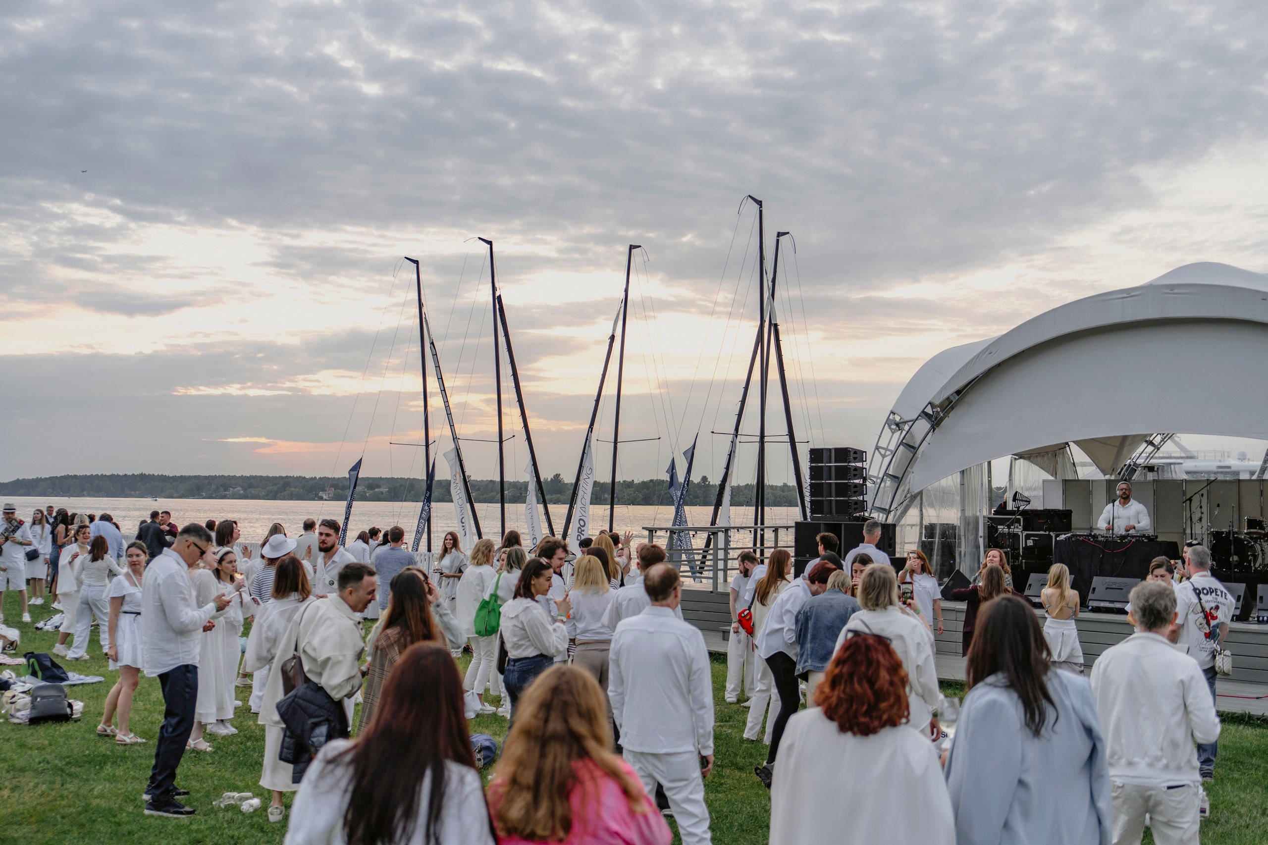 Wine wite paty 2025. Свадебный фотограф Москва