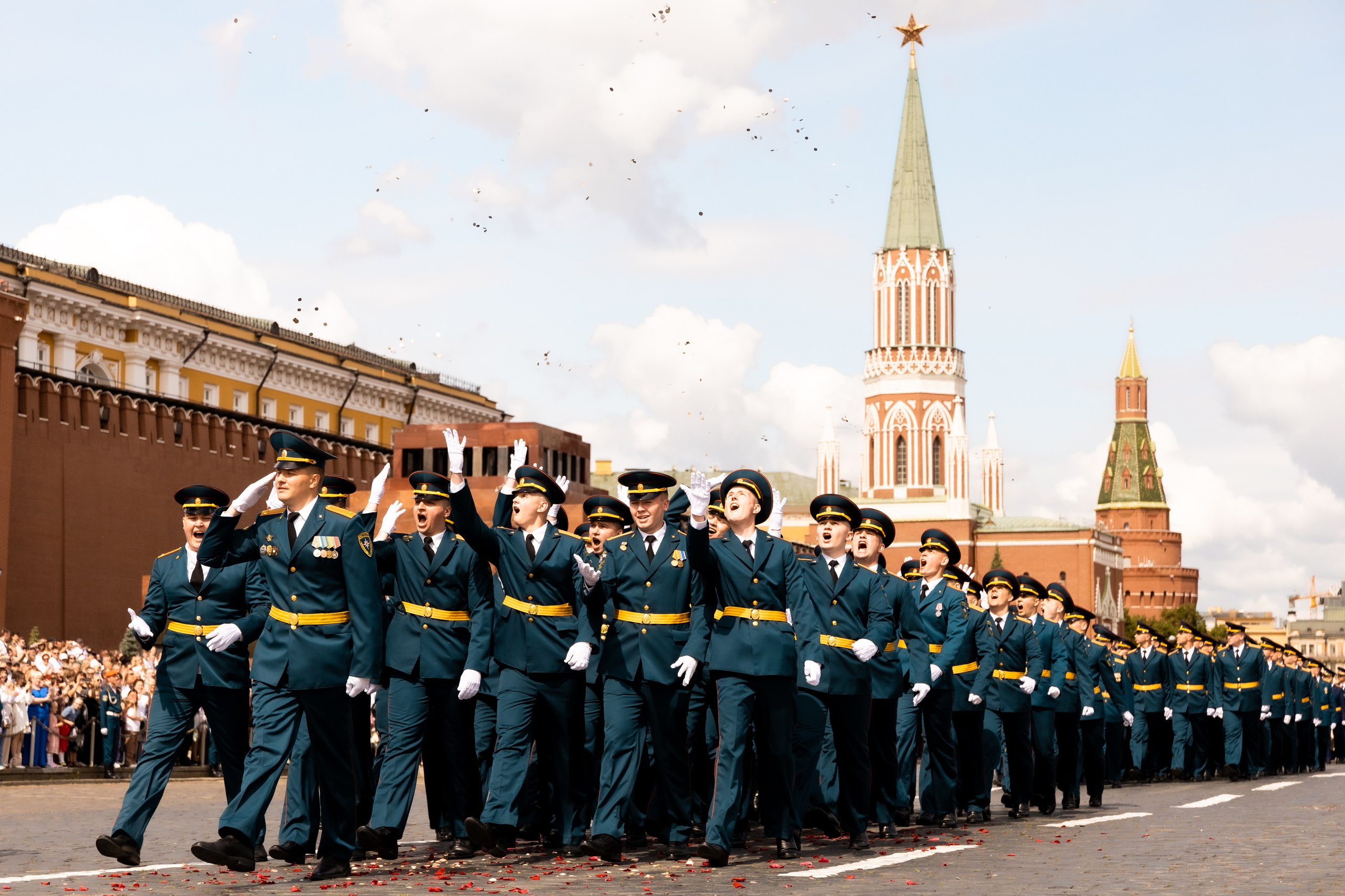 Красная площадь I Выпускной Академии ГПС МЧС России. The EVL gallery