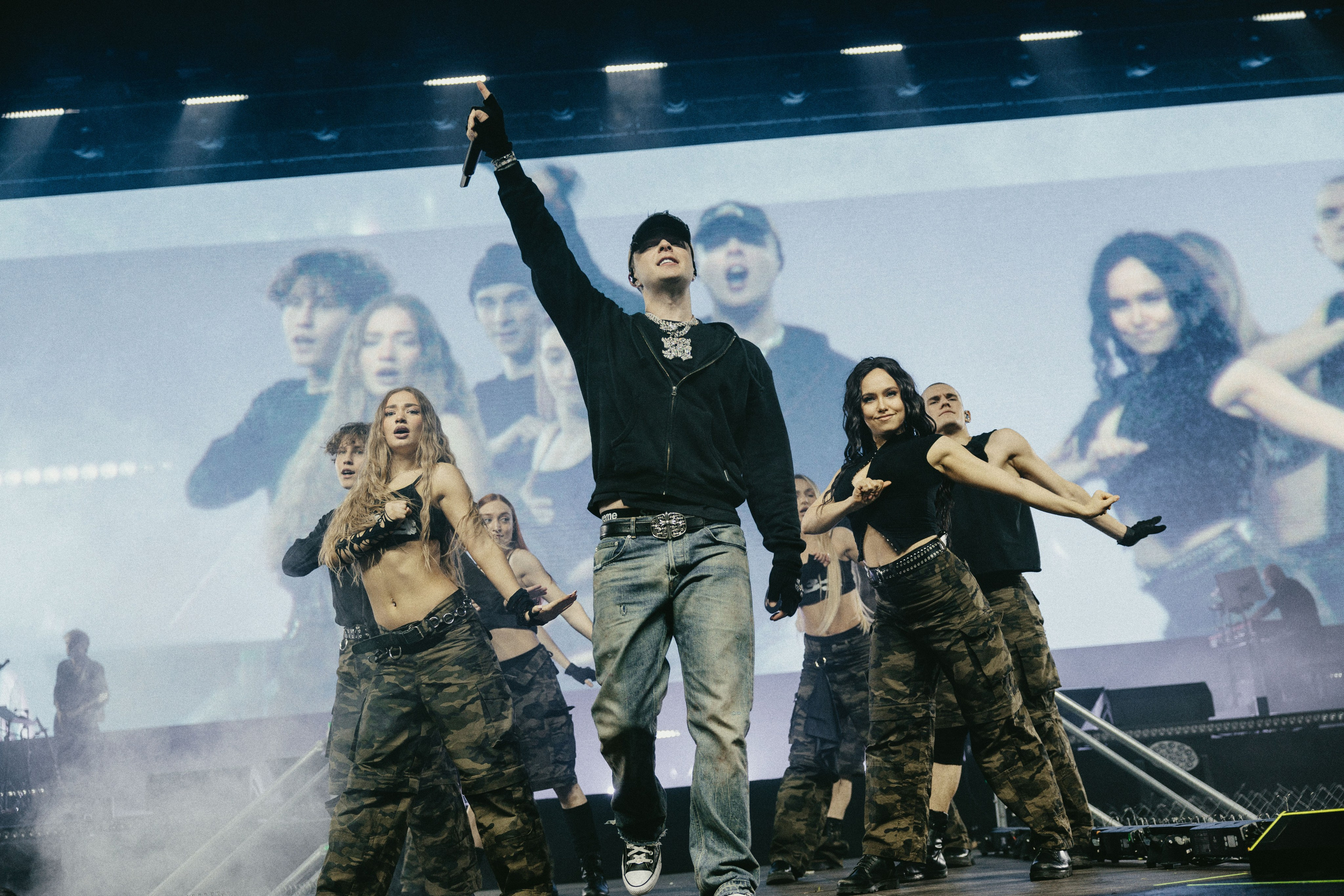 ЕГОР КРИД. Фотограф Иркутск Антипин Сергей