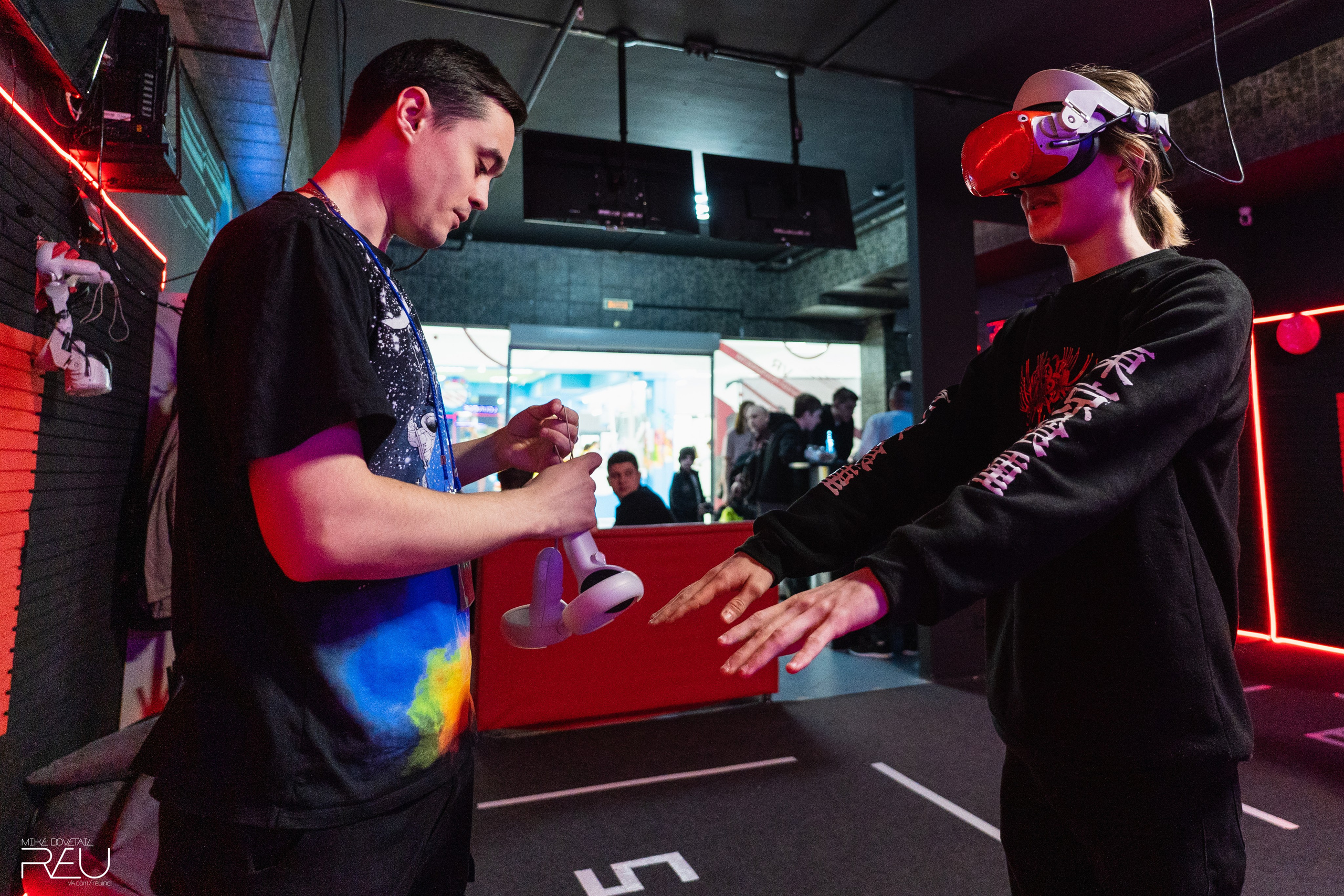 ТУРНИР ПО VR. Mike Dovetail | Портретный и репортажный фотограф