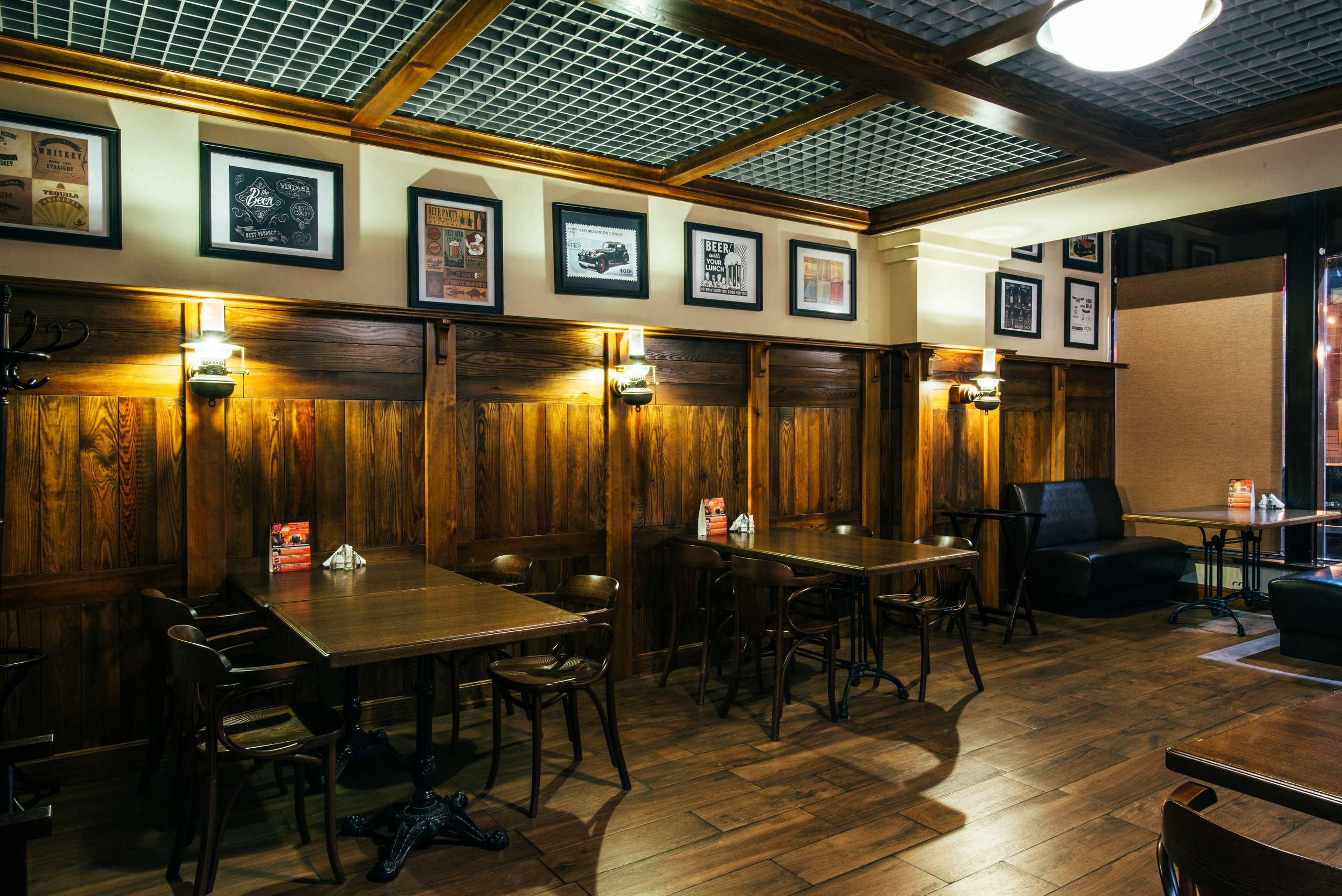 Паб «Барон Бирхаузен» Смоленск. Фотограф на Эльбрусе • Роман Шатхин