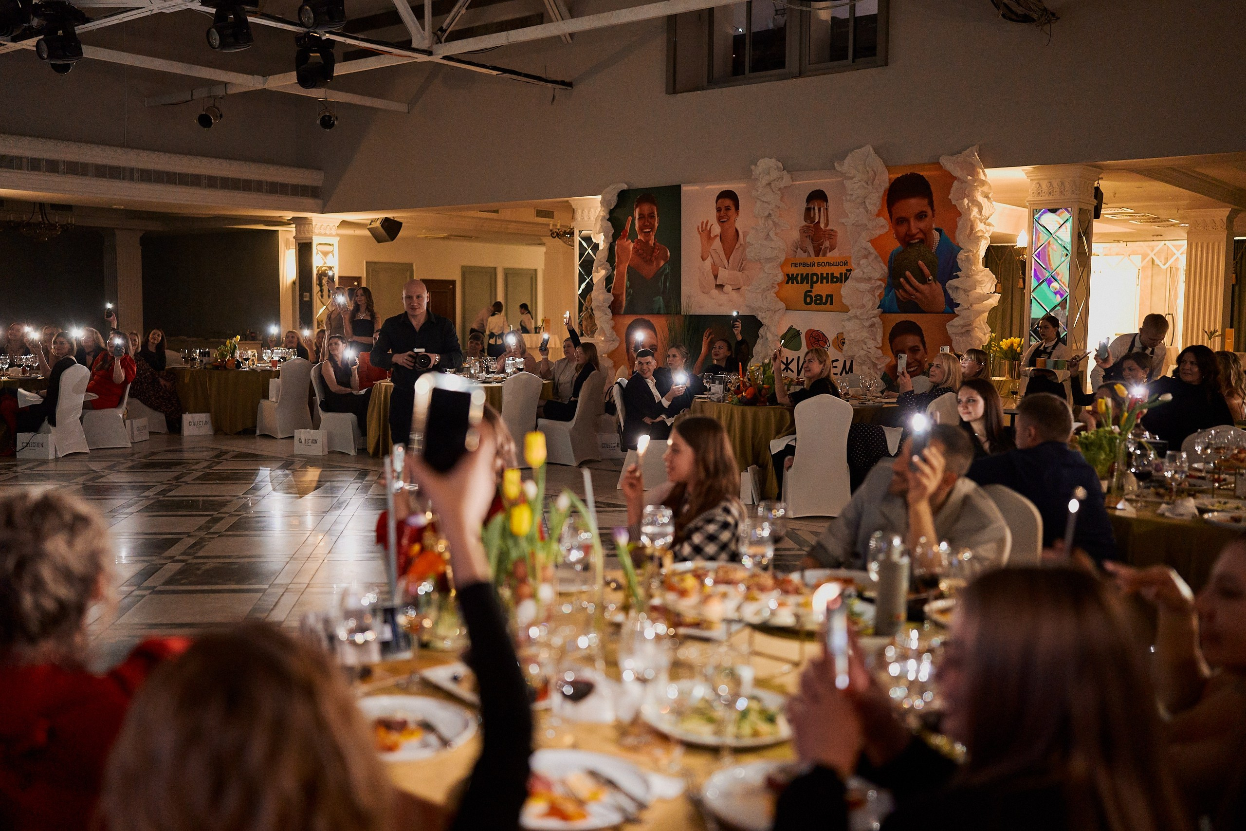 «Жирный бал». Матвей Яворский — фотограф в Челябинске