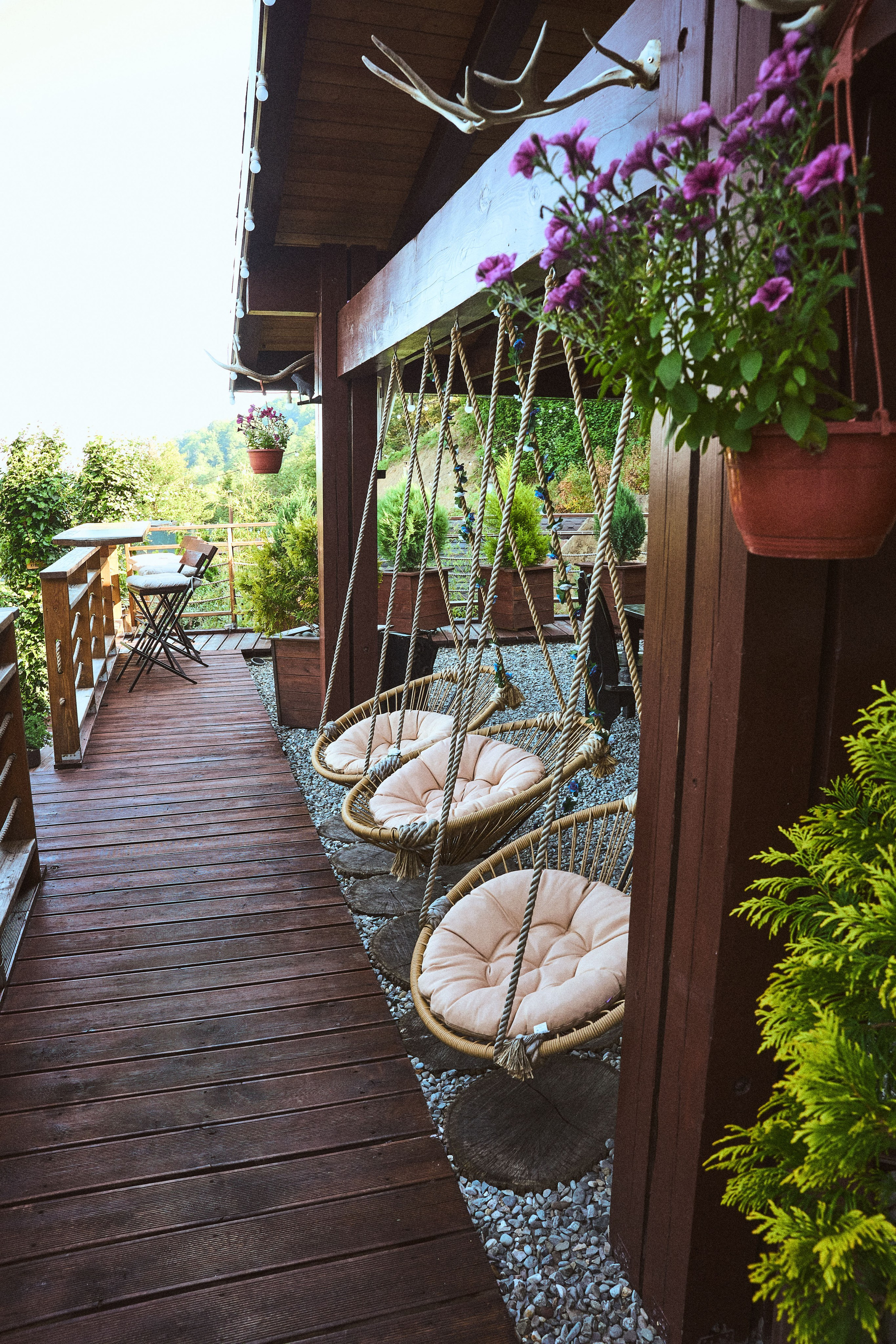 Съемки интерьера глэмпинга Светогорье. Индивидуальный фотограф в Сочи Владимир Чудинов