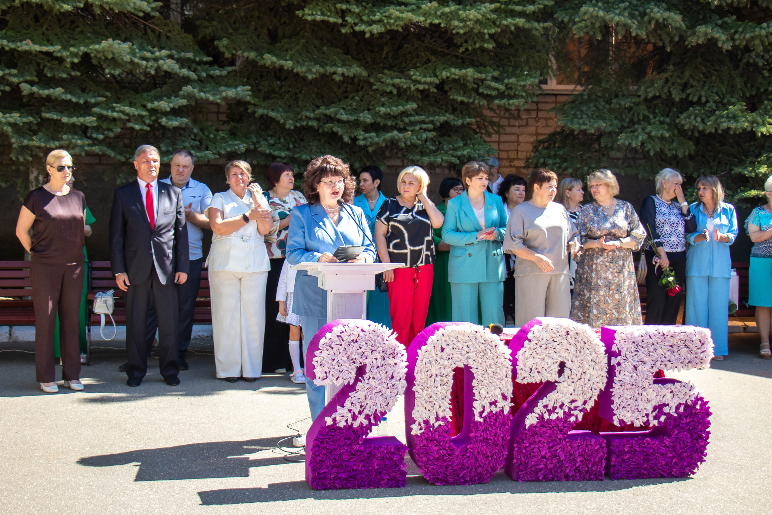 Последний звонок. Выпускные альбомы и фильмы