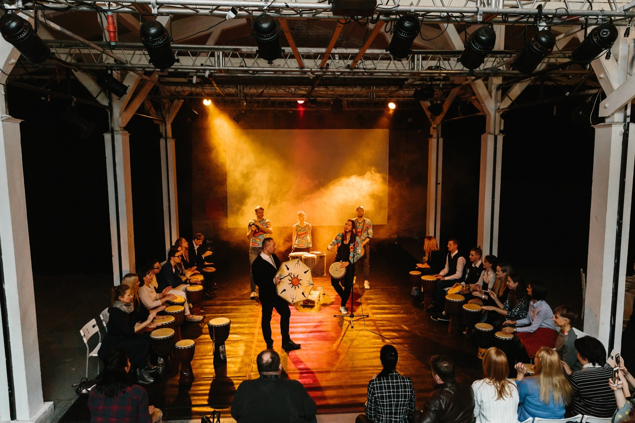 Фотография пространство Скороход  корпоратив презентация тимбилдинг с барабанами вбарабан