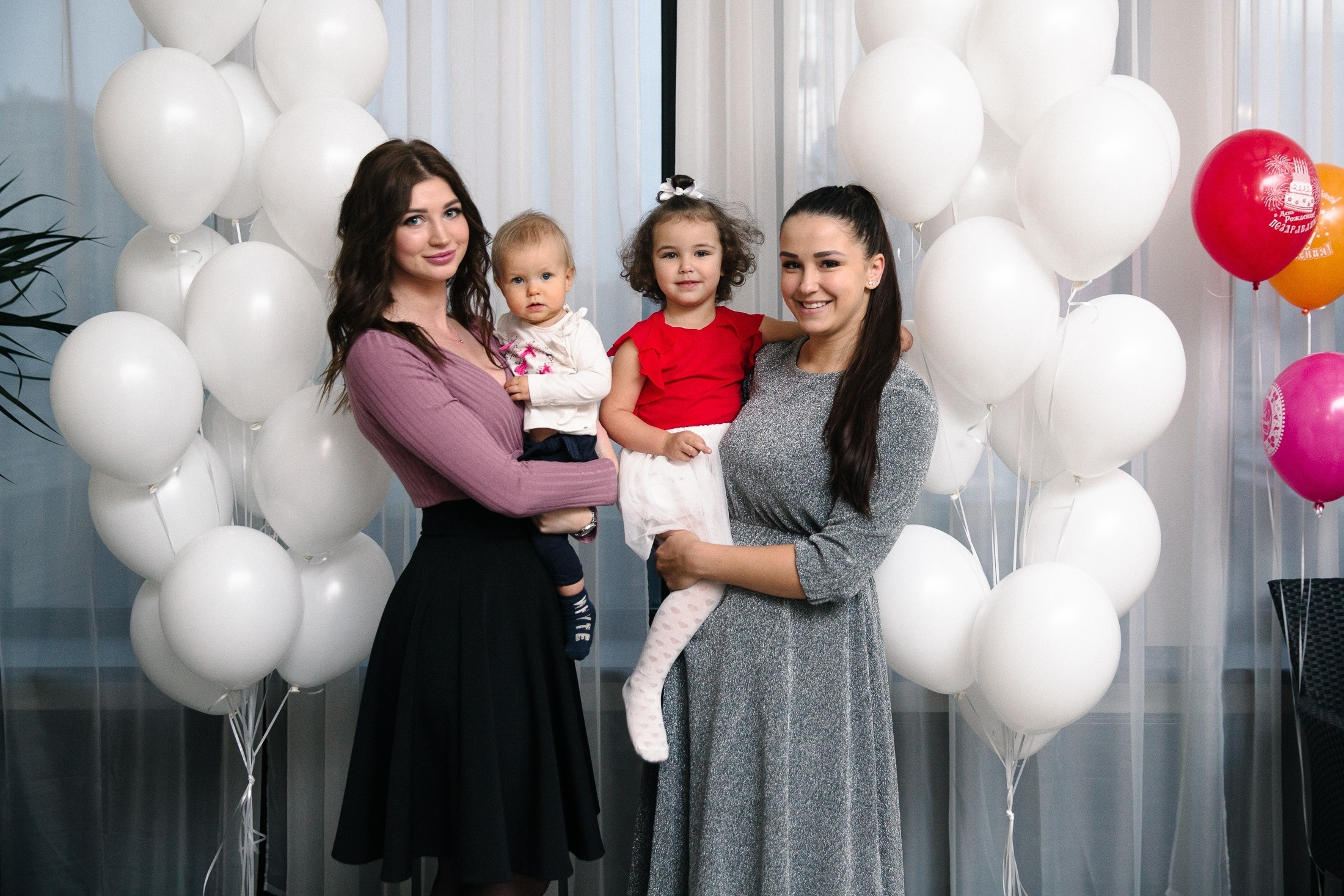 фотография детский день рождения ребенка дома аниматор микки маус