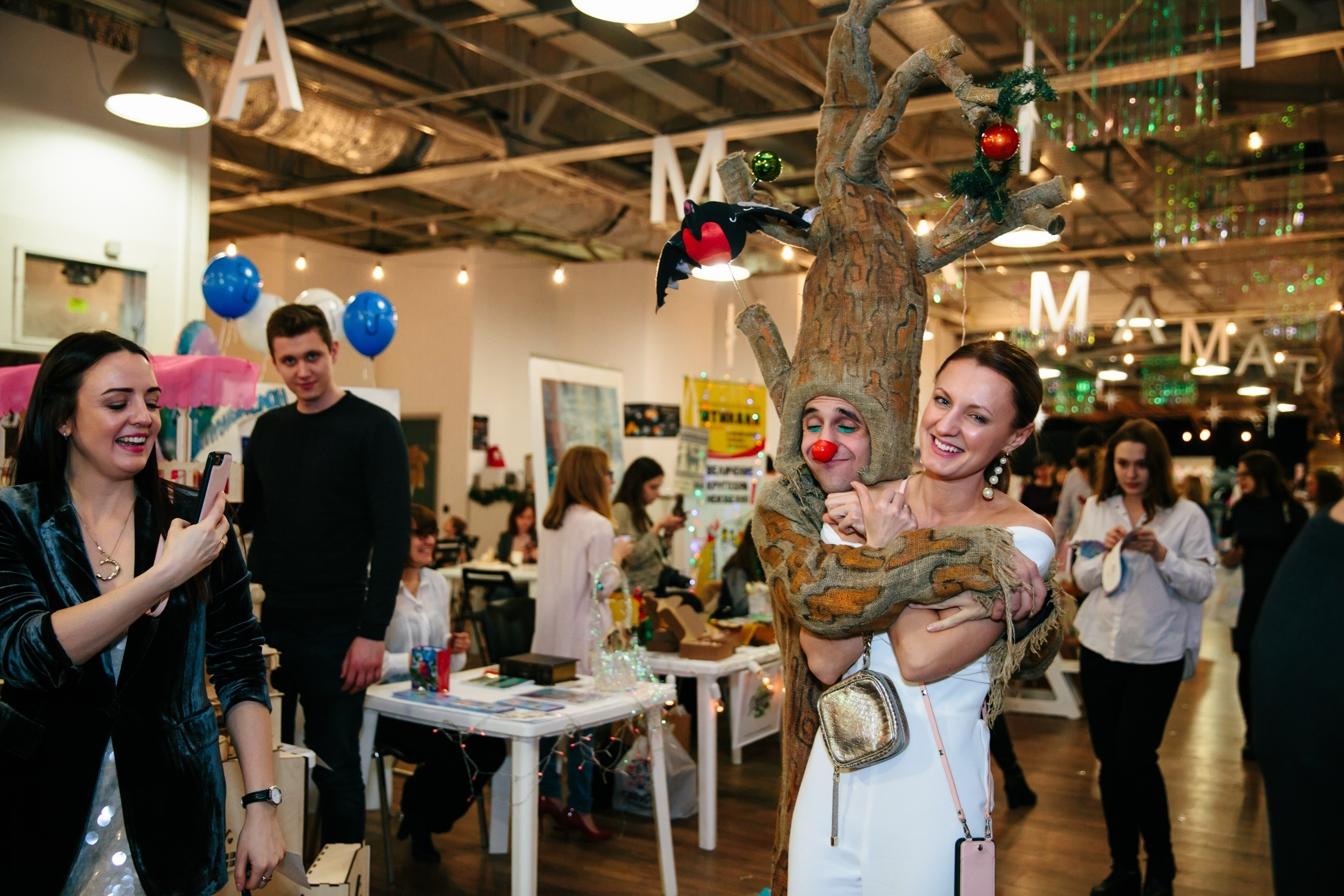 Фотография Инстамамас маркет Ткачи выставка товаров для мам и детей