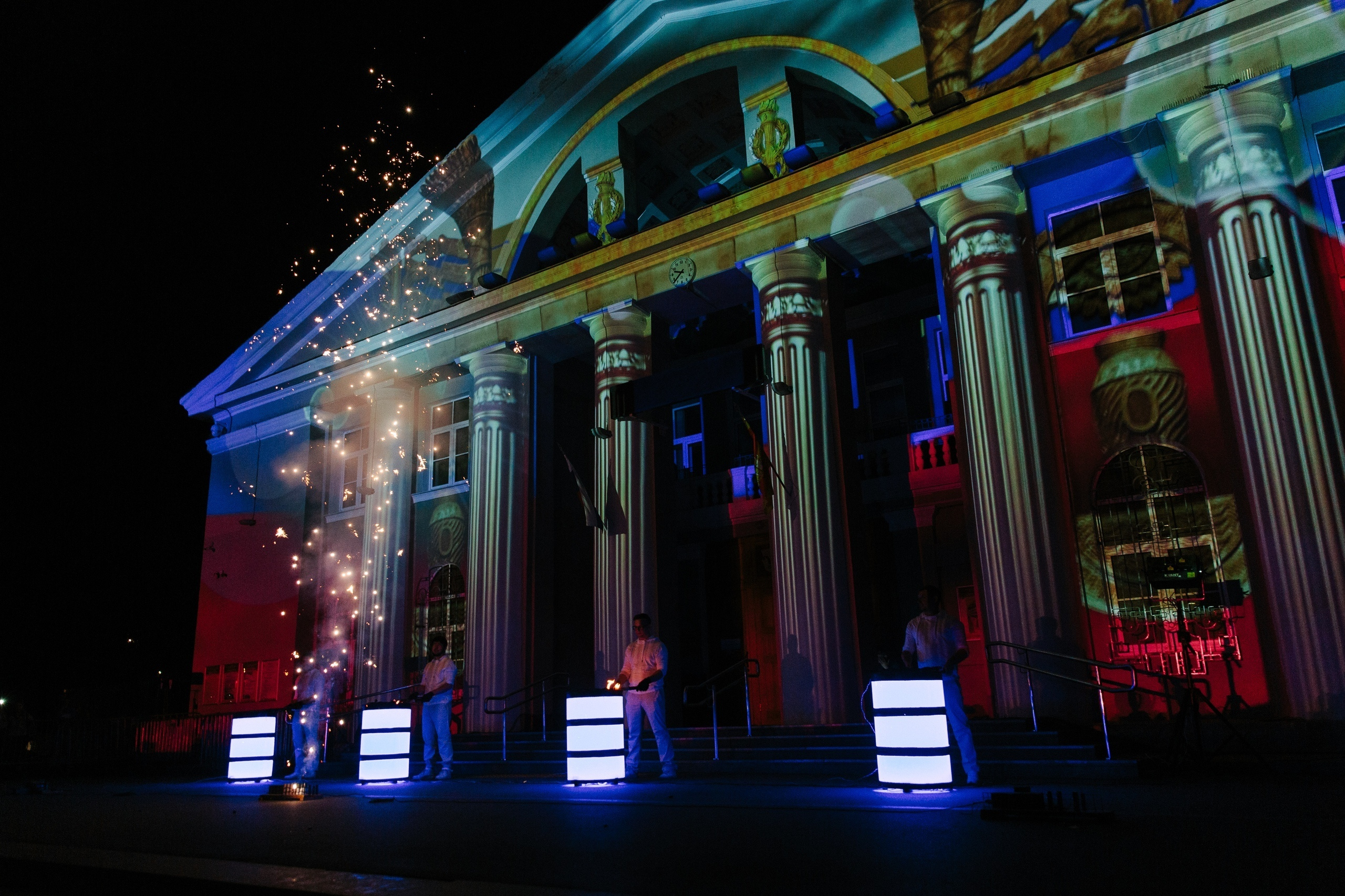 Фотограф на корпоратив, мероприятие в Петербурге. Репортажная фотосъемка праздников и мероприятий в Санкт-Петербурге