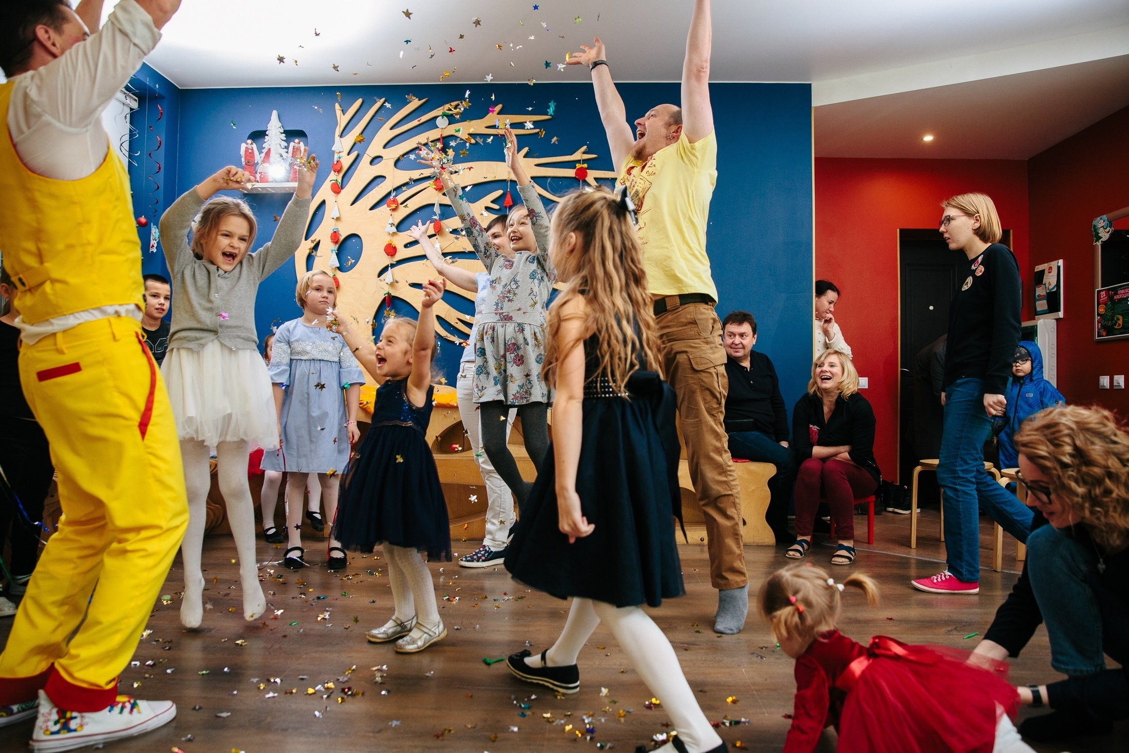 фотография детский день рождения ребенка детский клуб аниматор клоун