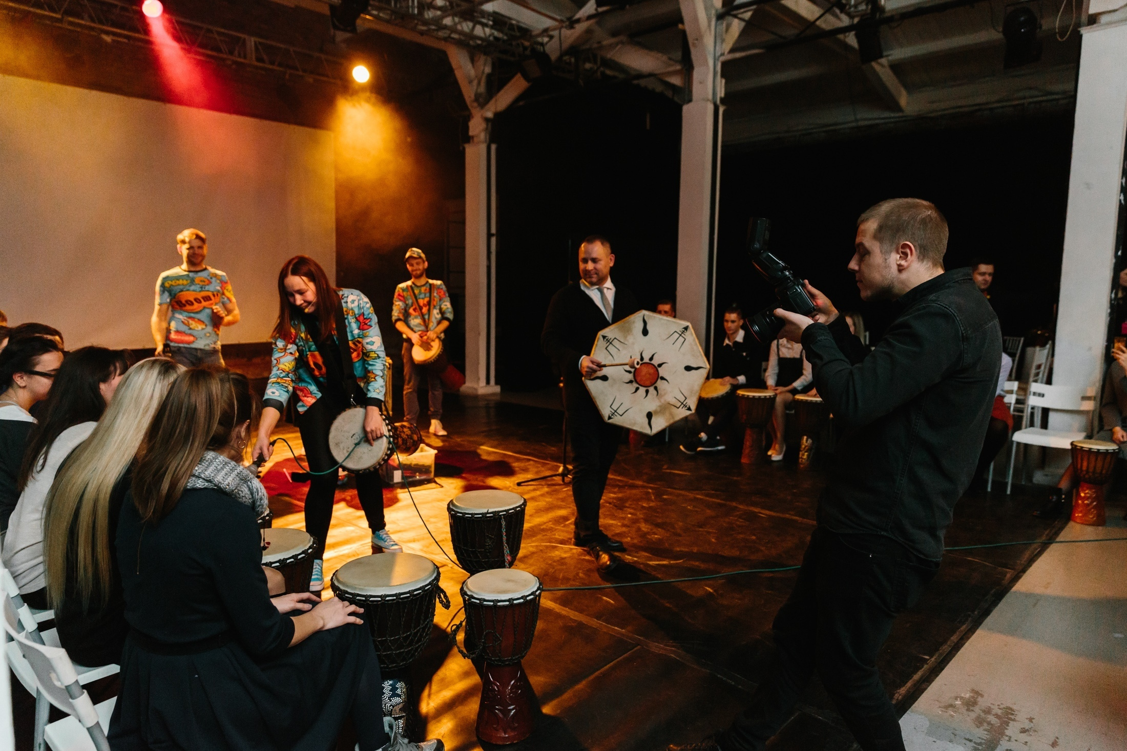 Фотография пространство Скороход  корпоратив презентация тимбилдинг с барабанами вбарабан
