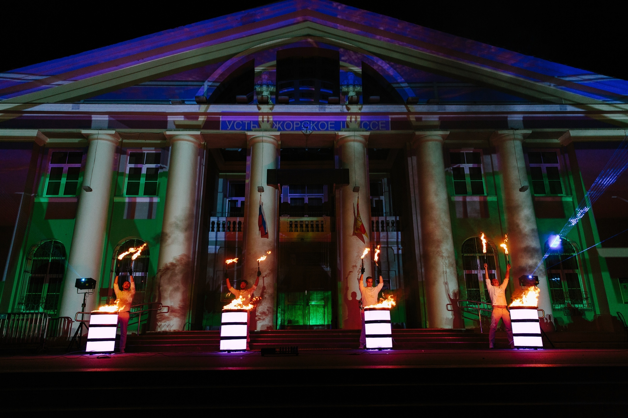 Фотограф на корпоратив, мероприятие в Петербурге. Репортажная фотосъемка праздников и мероприятий в Санкт-Петербурге