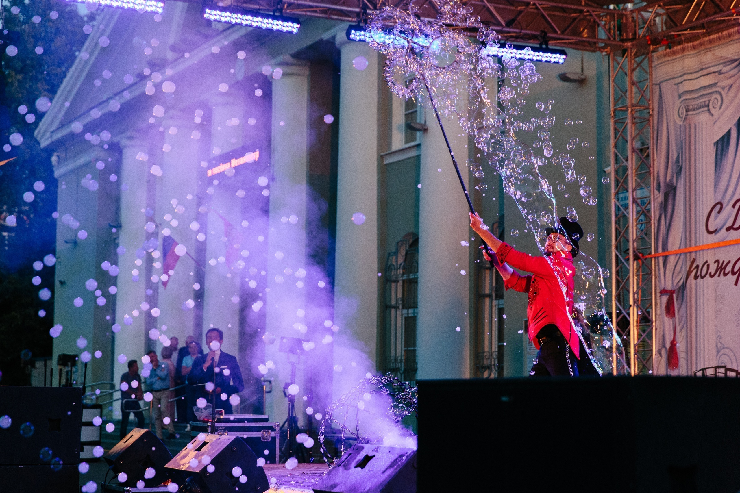 Фотограф на корпоратив, мероприятие в Петербурге. Репортажная фотосъемка праздников и мероприятий в Санкт-Петербурге