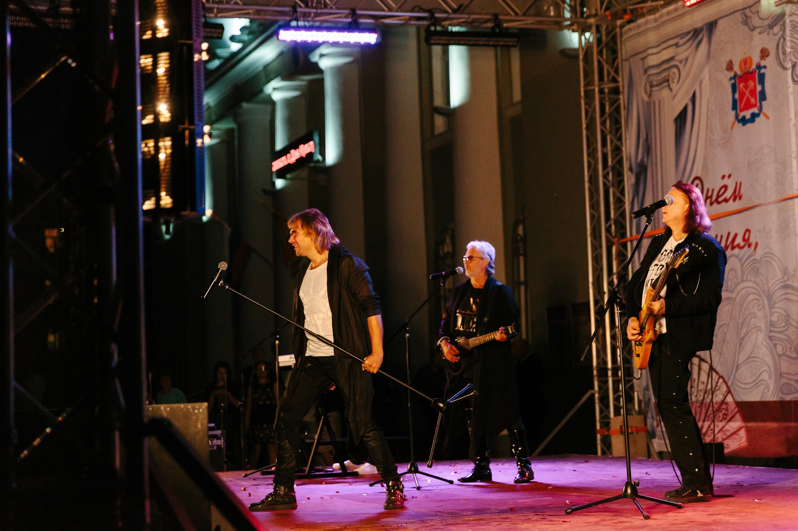 Фотограф на корпоратив, мероприятие в Петербурге. Репортажная фотосъемка праздников и мероприятий в Санкт-Петербурге