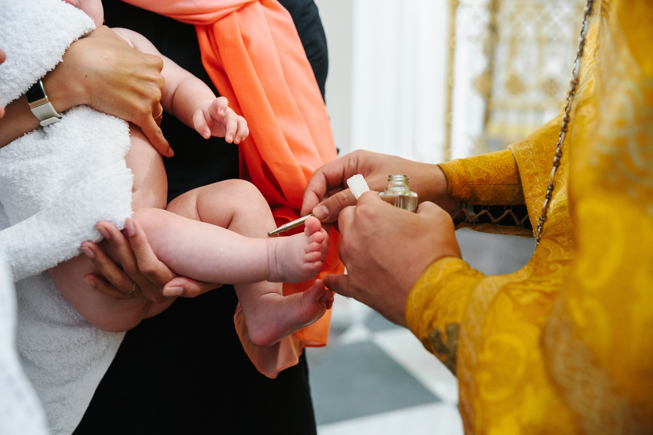 Фотограф на крещение, венчание в Петербурге. Репортажная фотосъемка праздников и мероприятий в Санкт-Петербурге