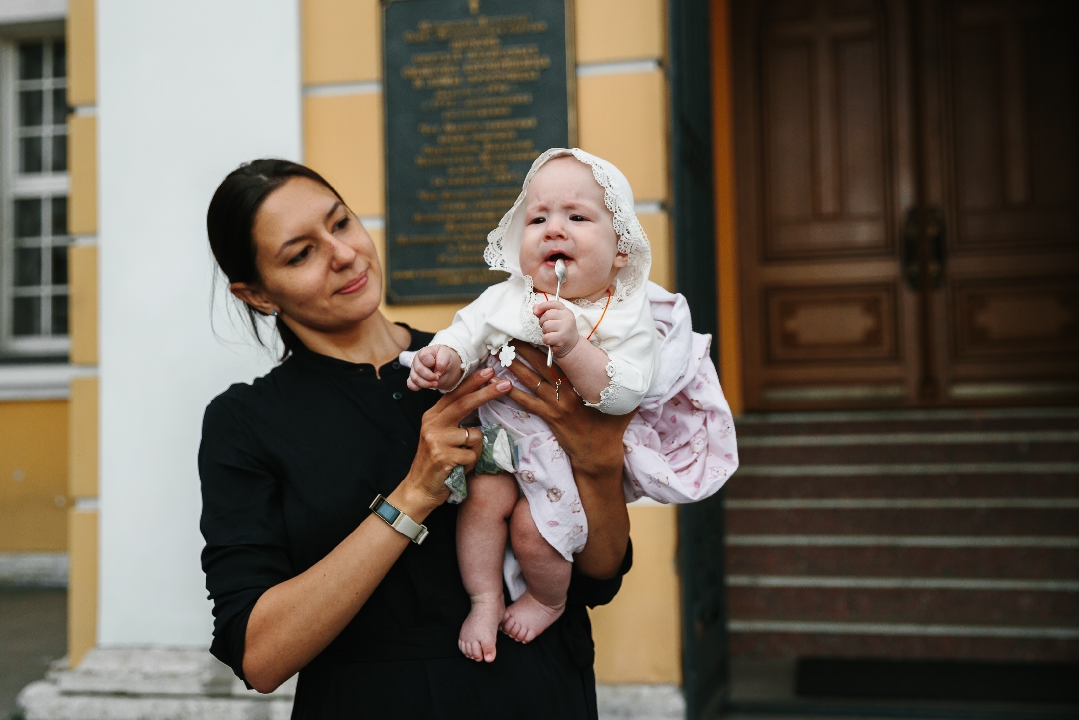 Фотограф на крещение, венчание в Петербурге. Репортажная фотосъемка праздников и мероприятий в Санкт-Петербурге