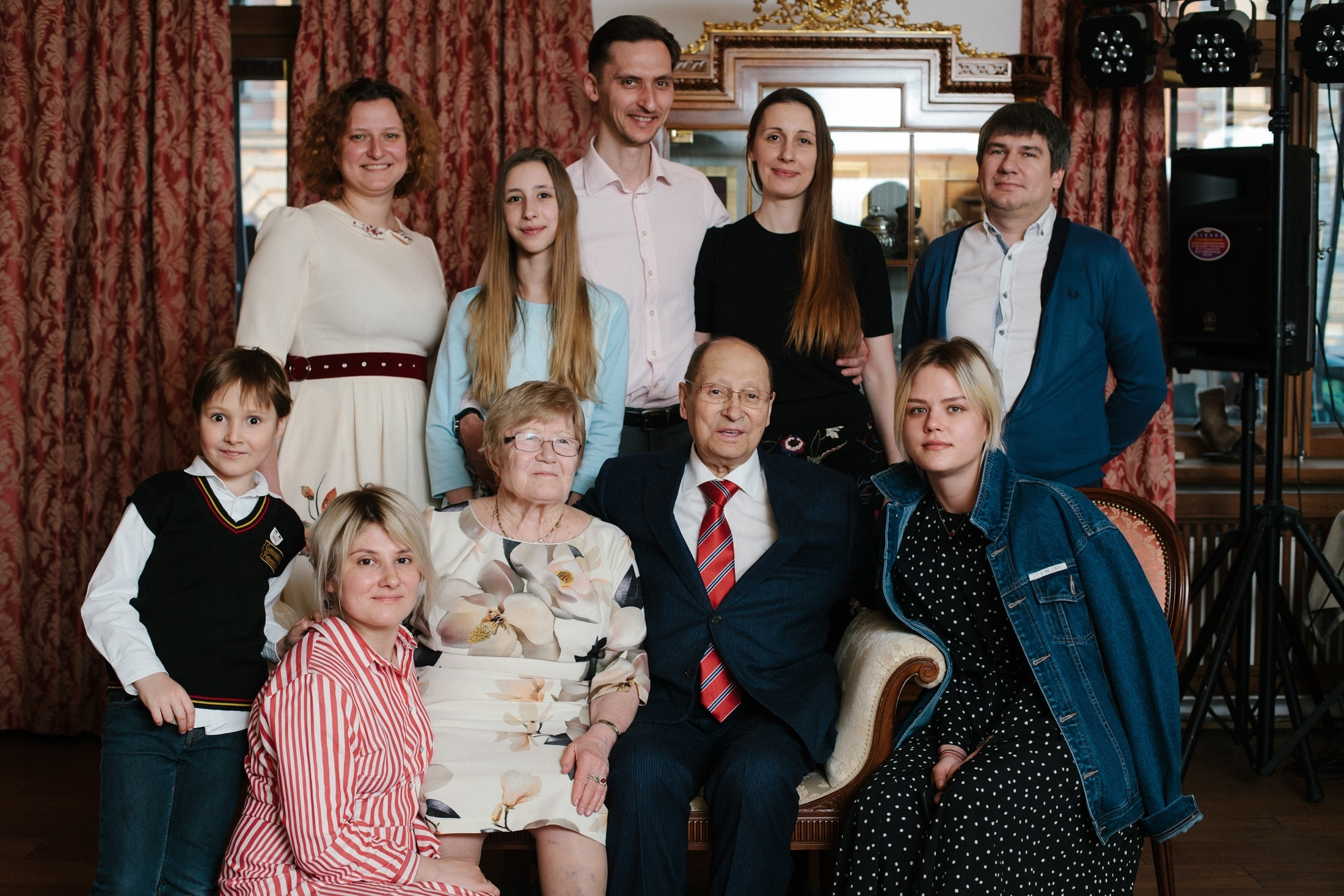 семейный портрет на юбилее фотография